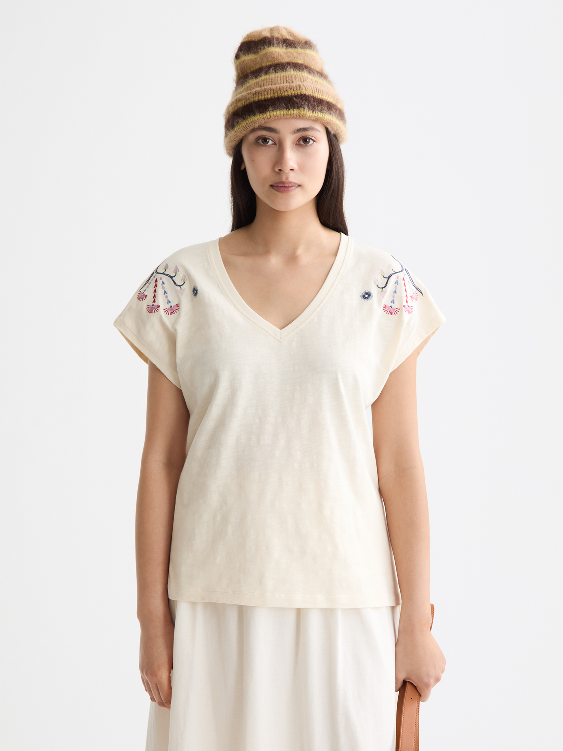 Embroidered V-neck T-shirt