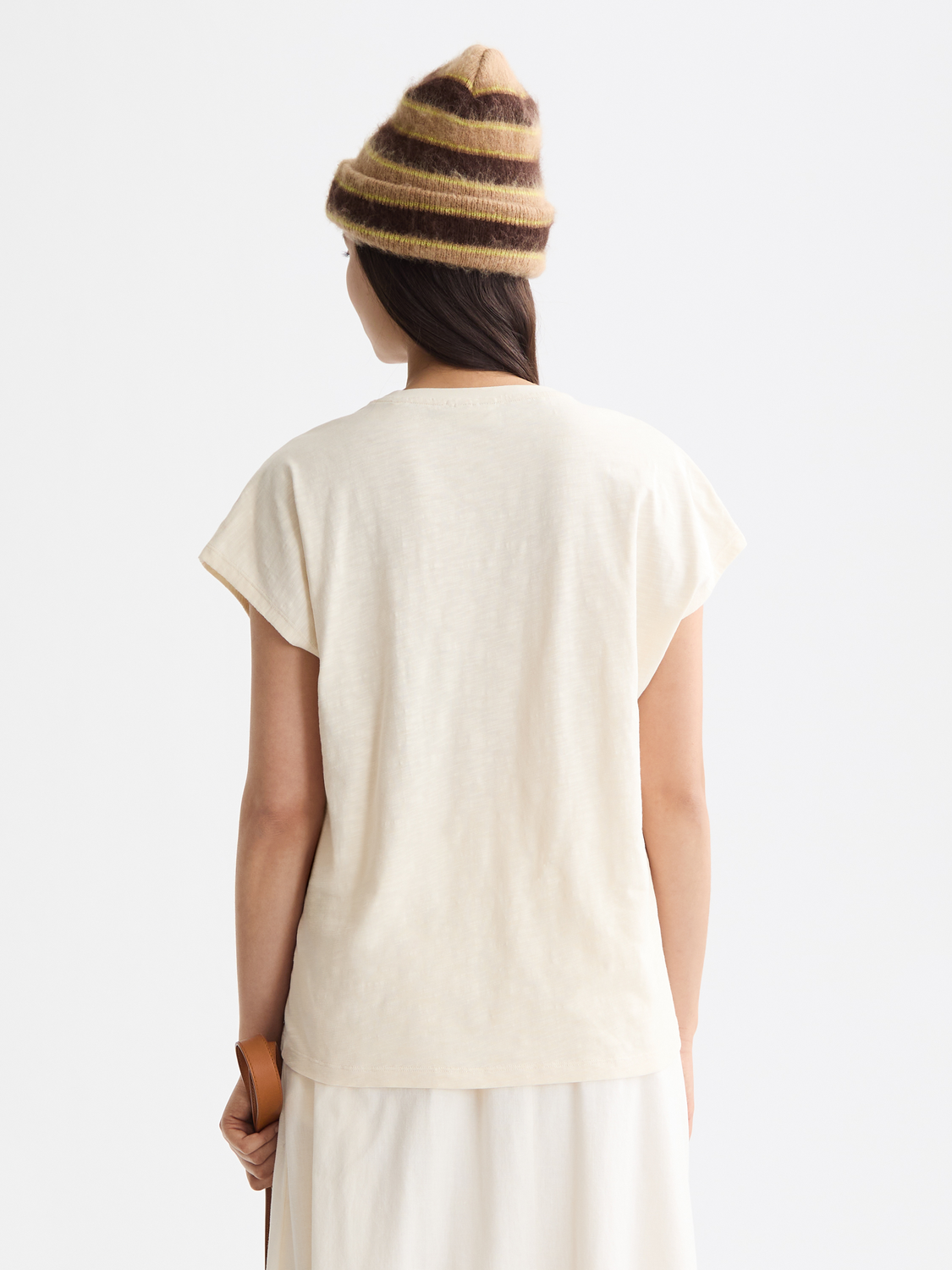 Embroidered V-neck T-shirt