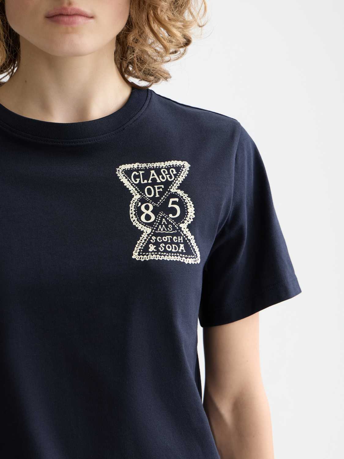 Scotch & Soda T-shirt met all-over motief, regular fit in bleu online Scotch & Soda T-shirt met all-over motief, regular fit in bleu online
