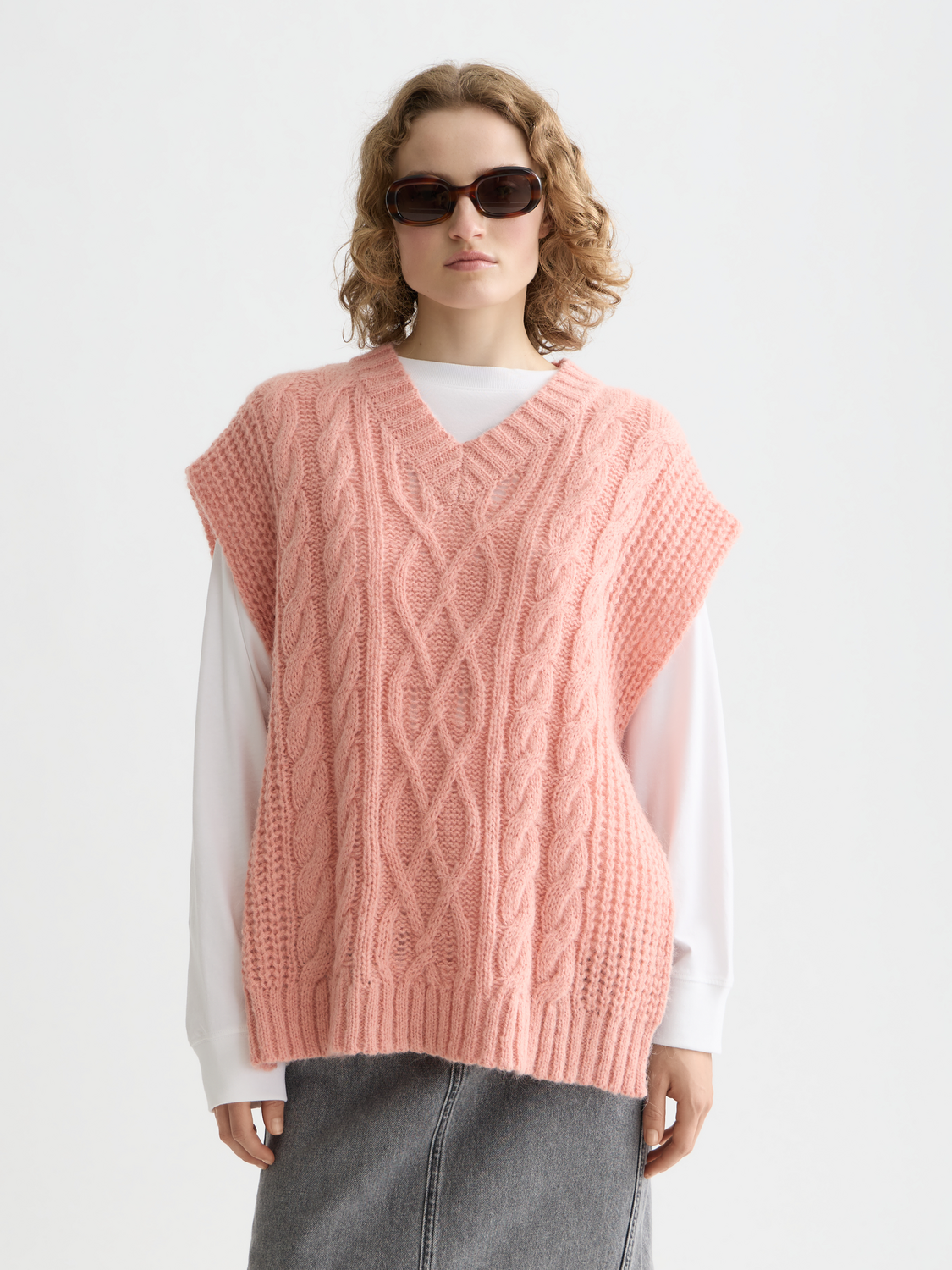 Cable stitch spencer