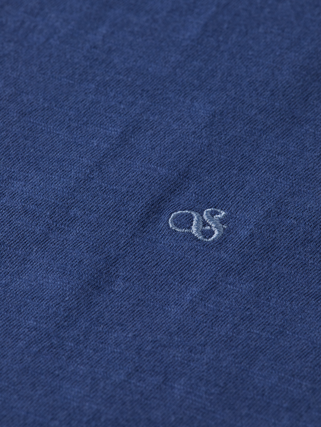 V-neck T-shirt with ampersand embroidery