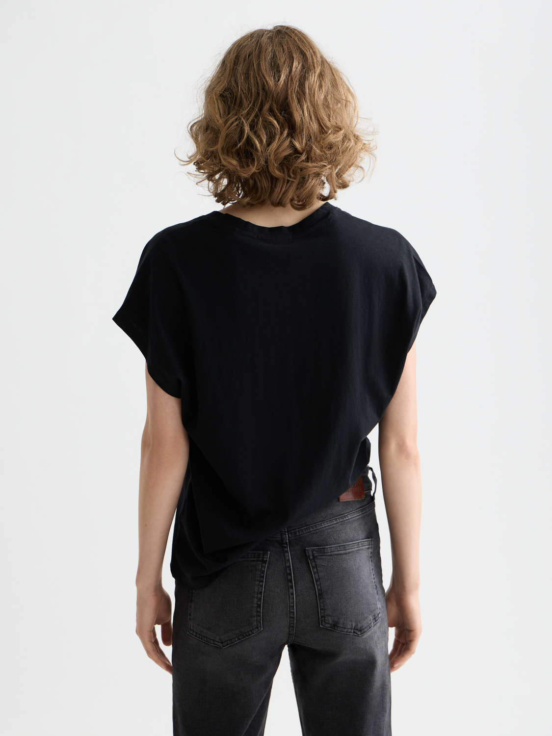 Essentials V-neck t-shirt - BLACK