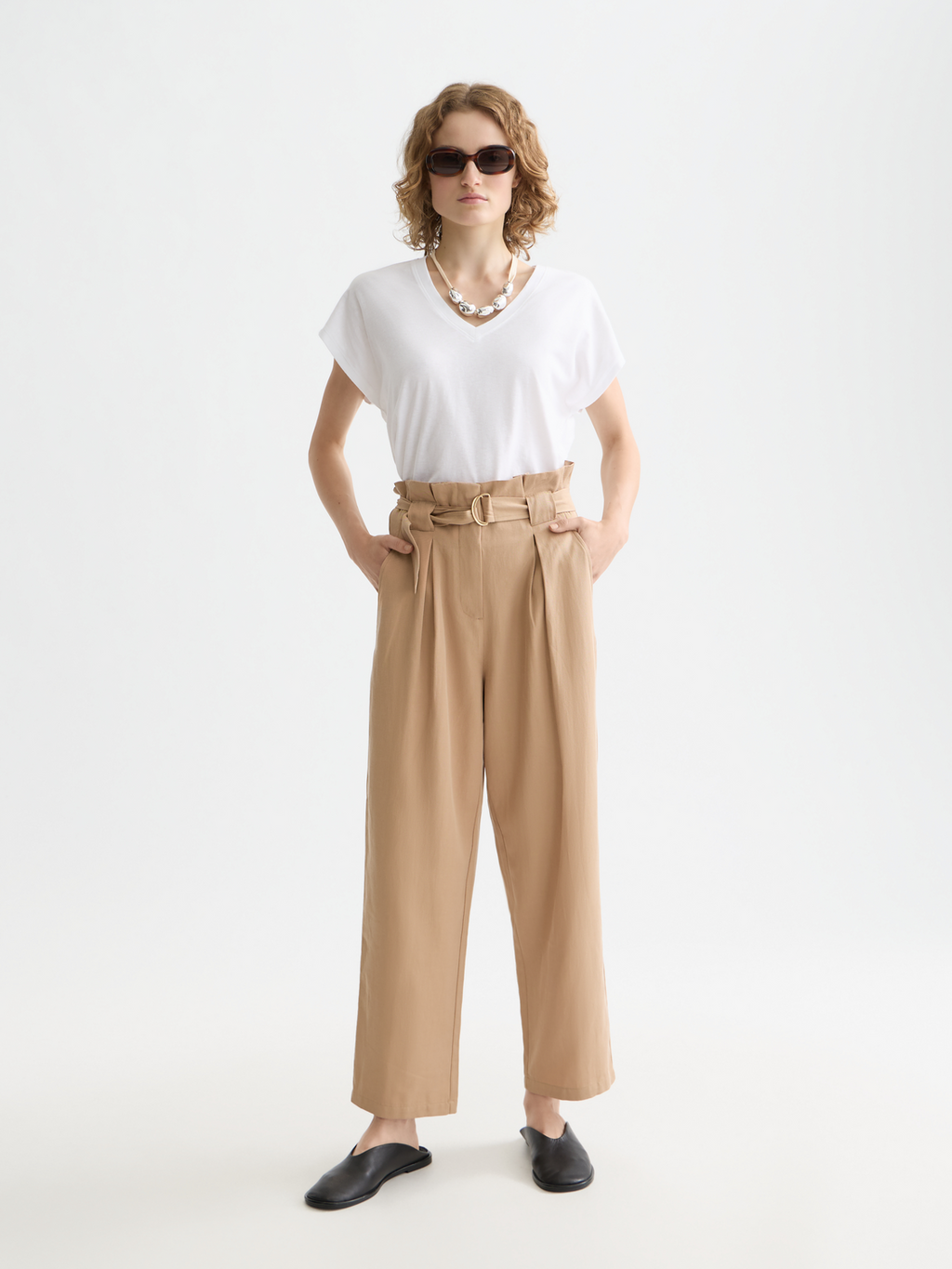 Essentials V-neck t-shirt - WHITE
