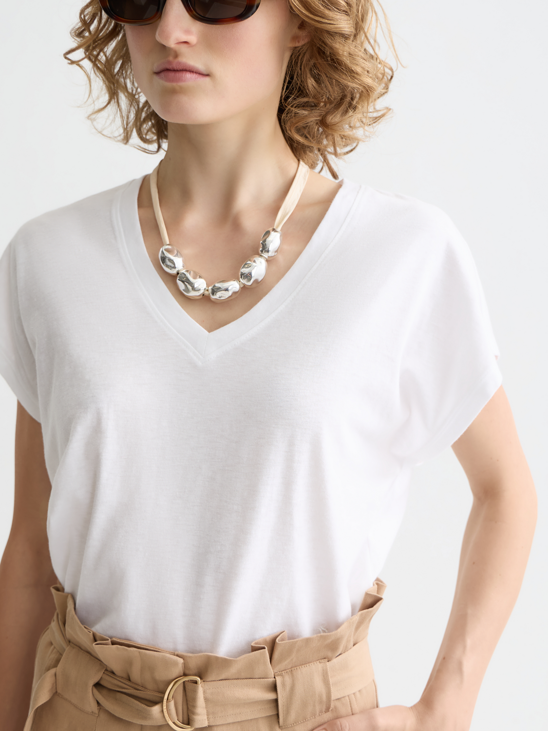 Essentials V-neck t-shirt - WHITE
