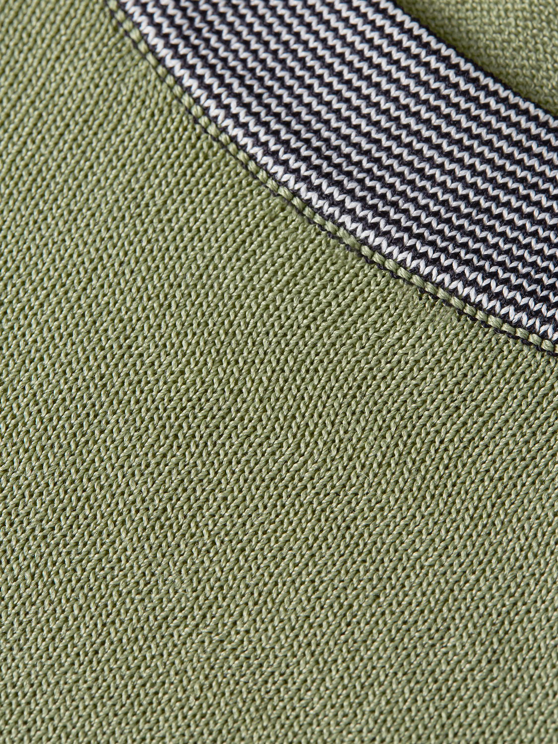 Stripe trim relaxed knitted vest