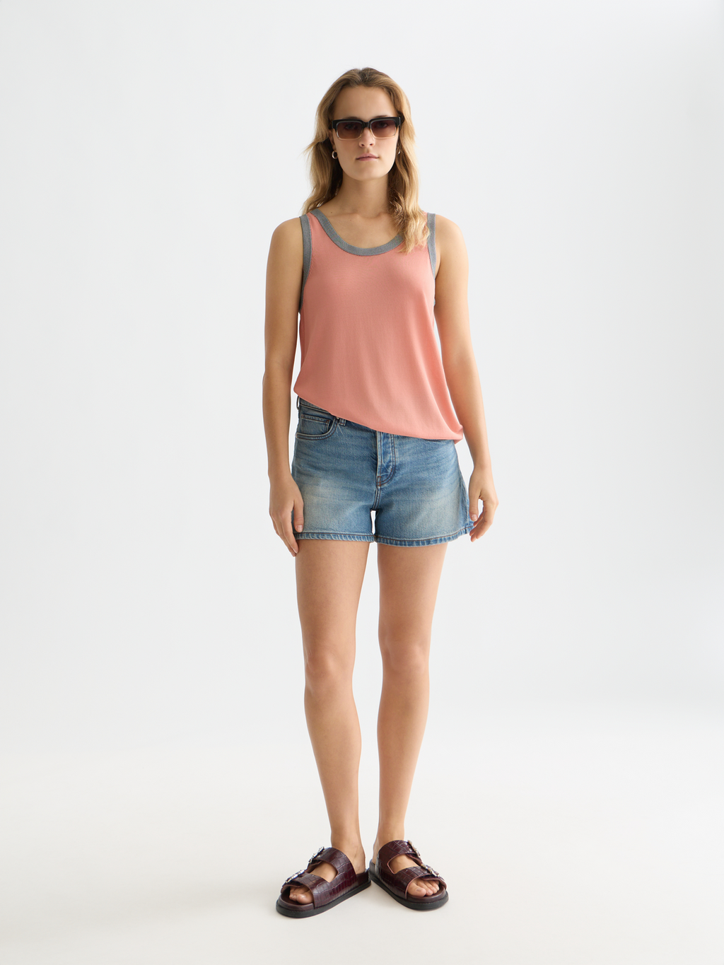 Stripe trim relaxed knitted vest