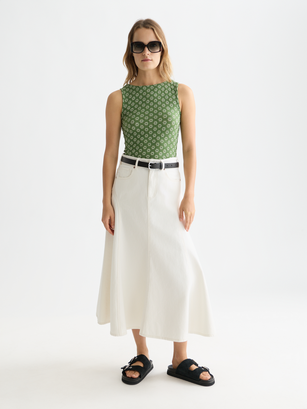 Structured print tank