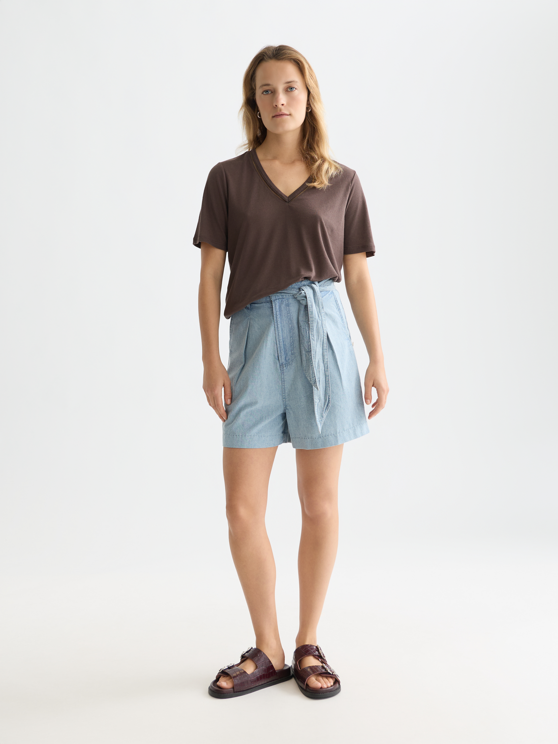 Linen V-neck T-shirt