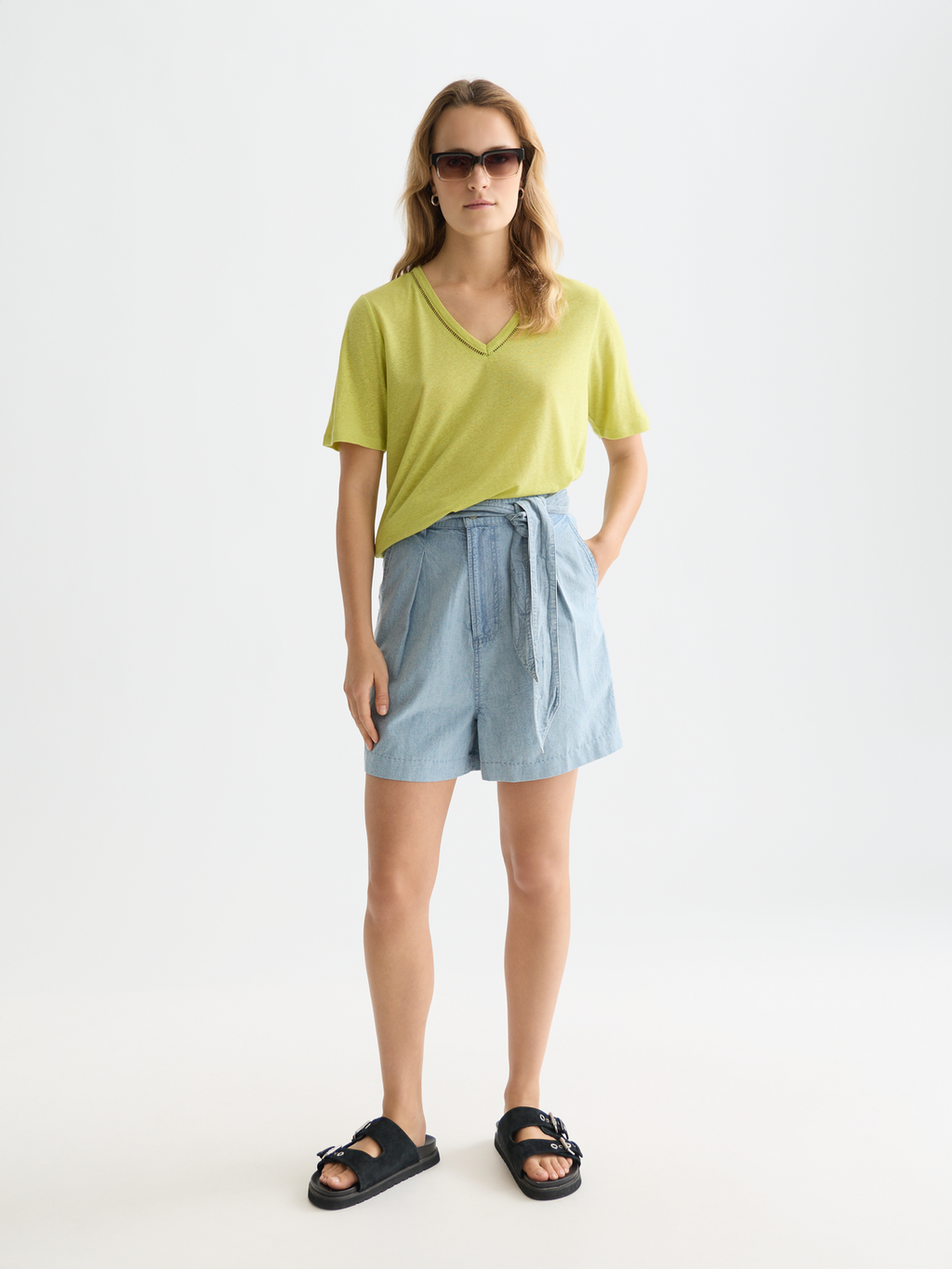 Linen V-neck T-shirt