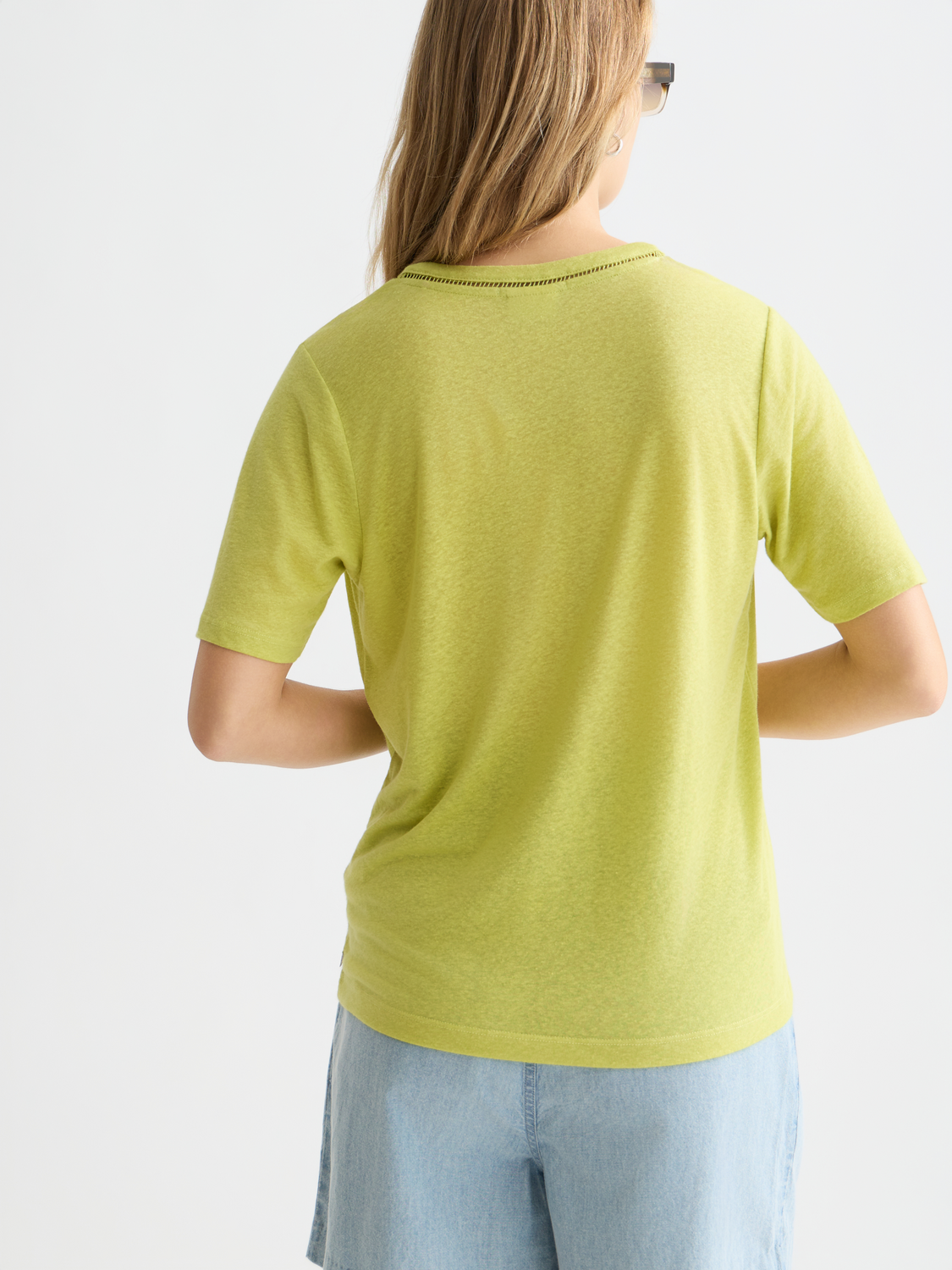 Linen V-neck T-shirt