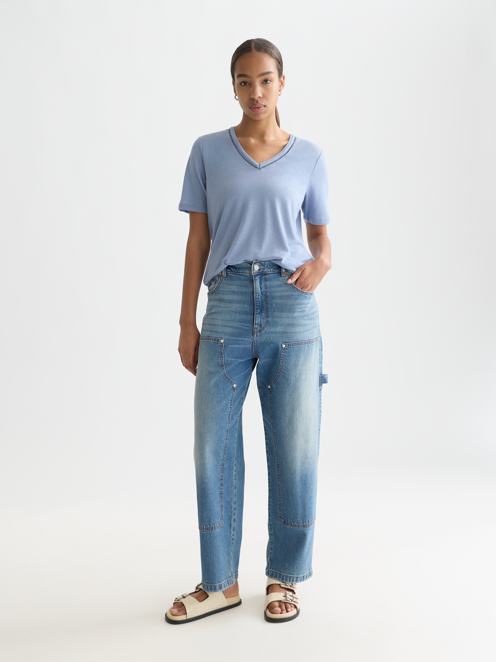 Linen V-neck T-shirt