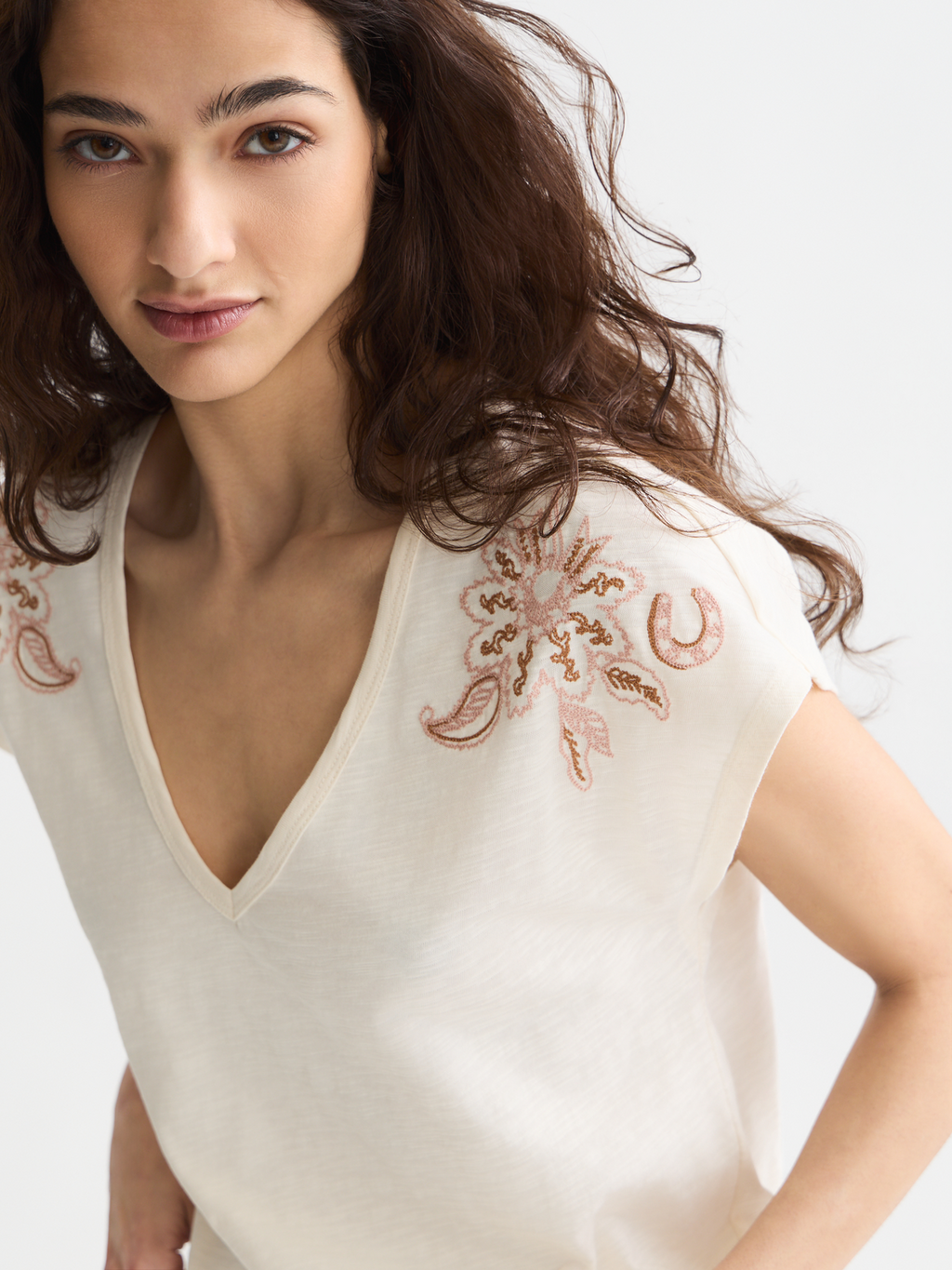 Embroidered V-neck T-shirt