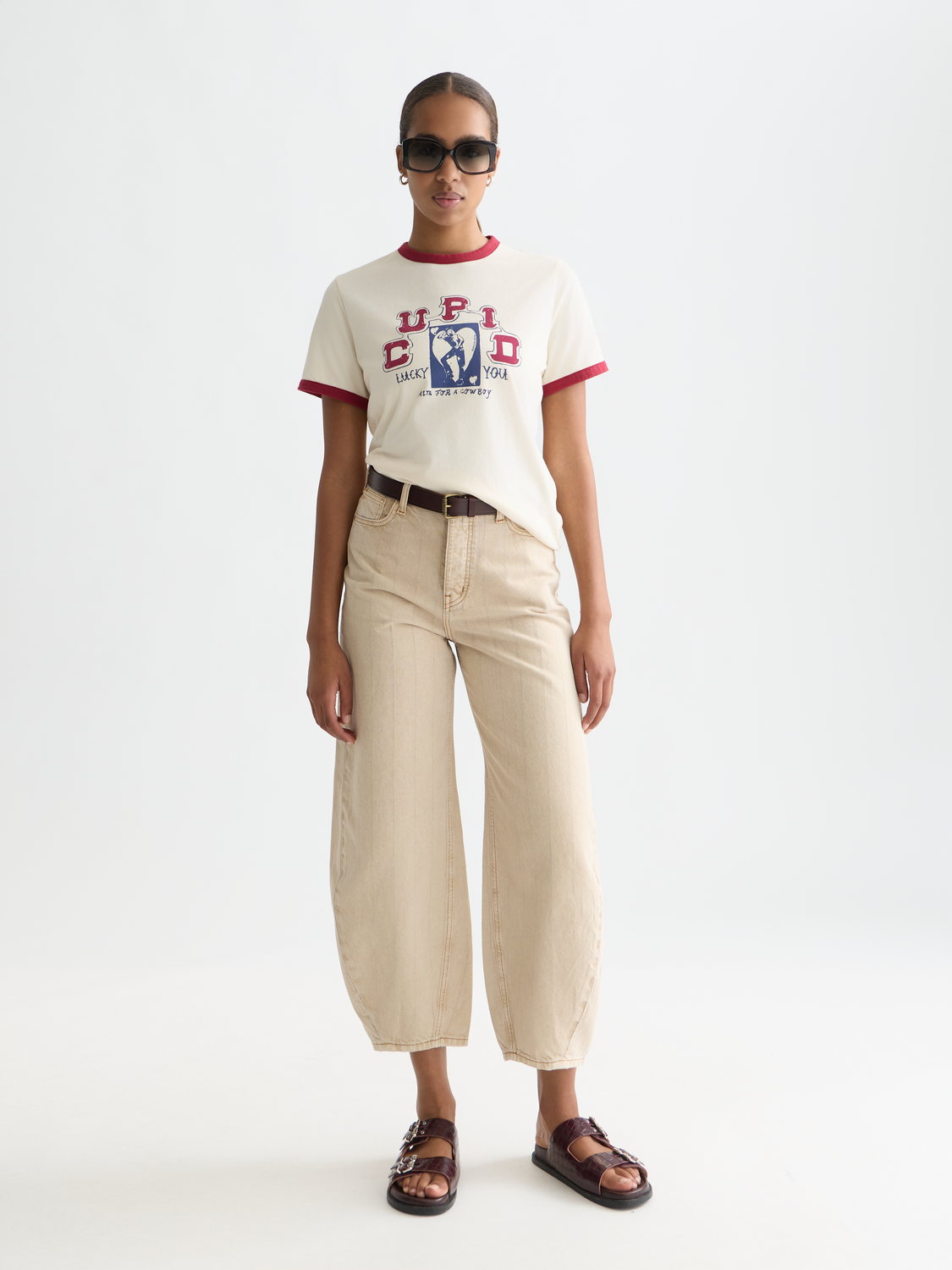 T-shirt with contrast binding