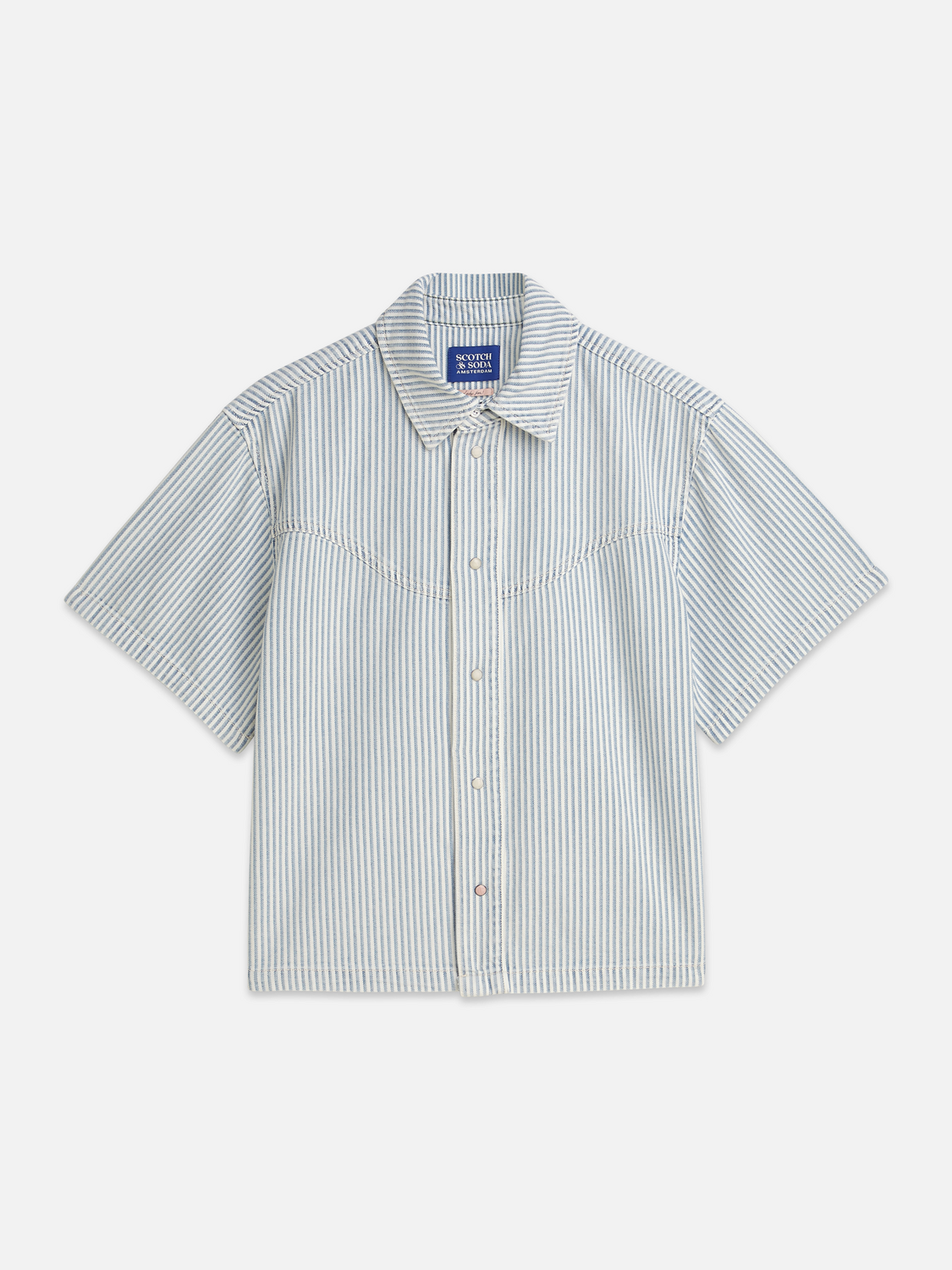 Short sleeve denim shirt