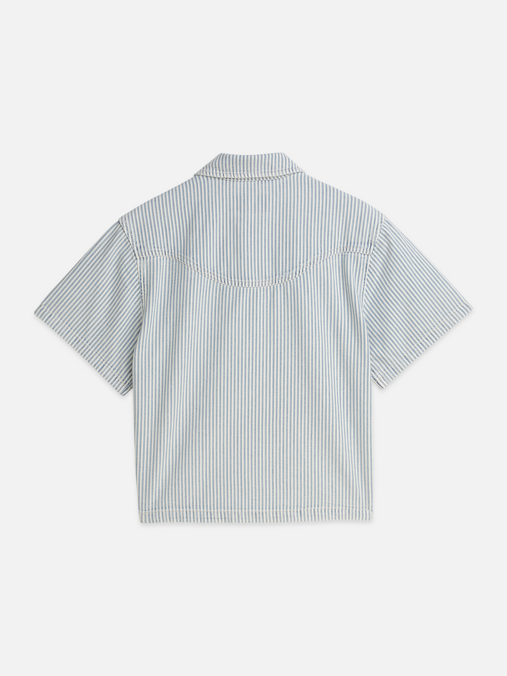 Short sleeve denim shirt