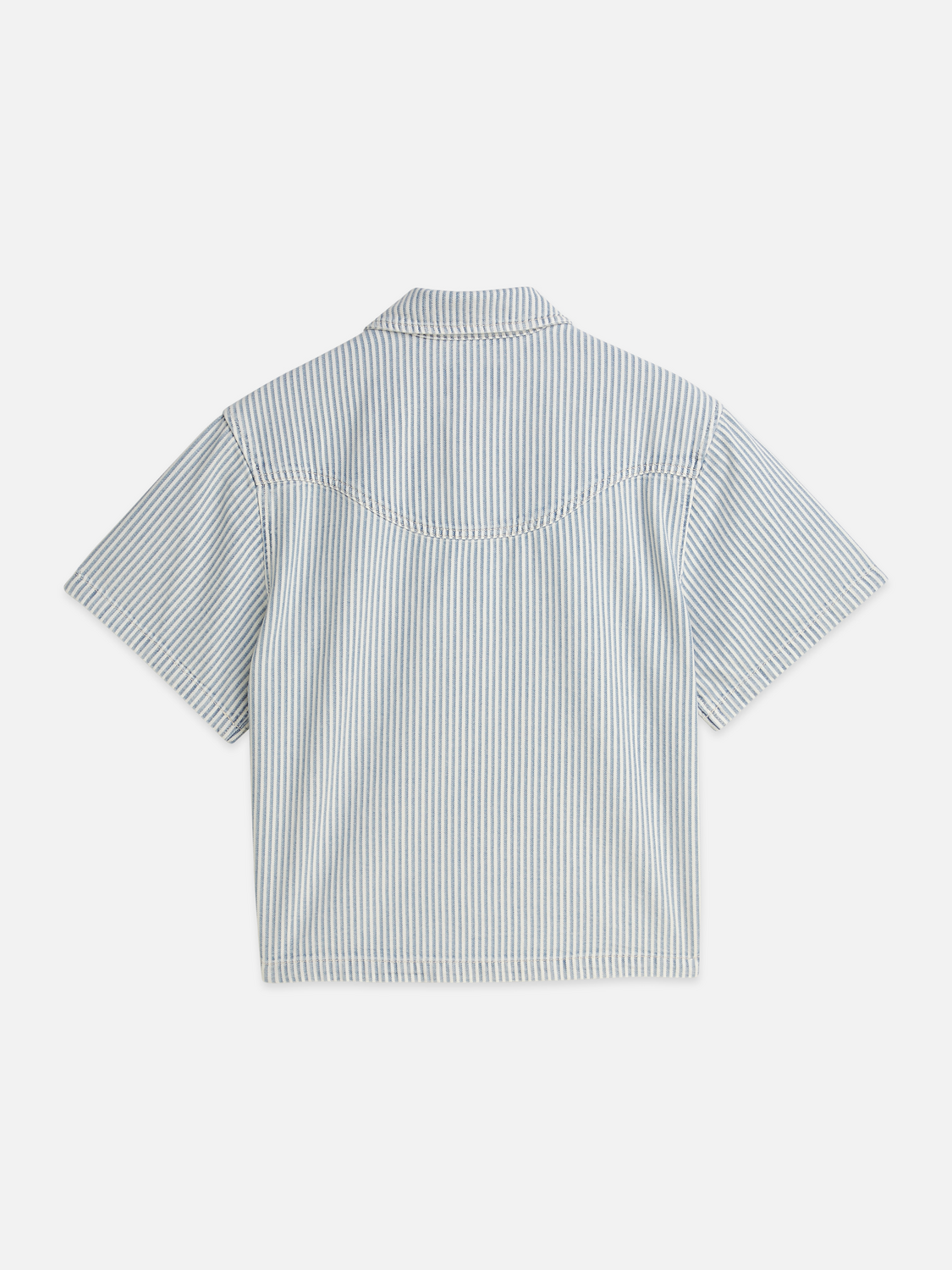 Short sleeve denim shirt