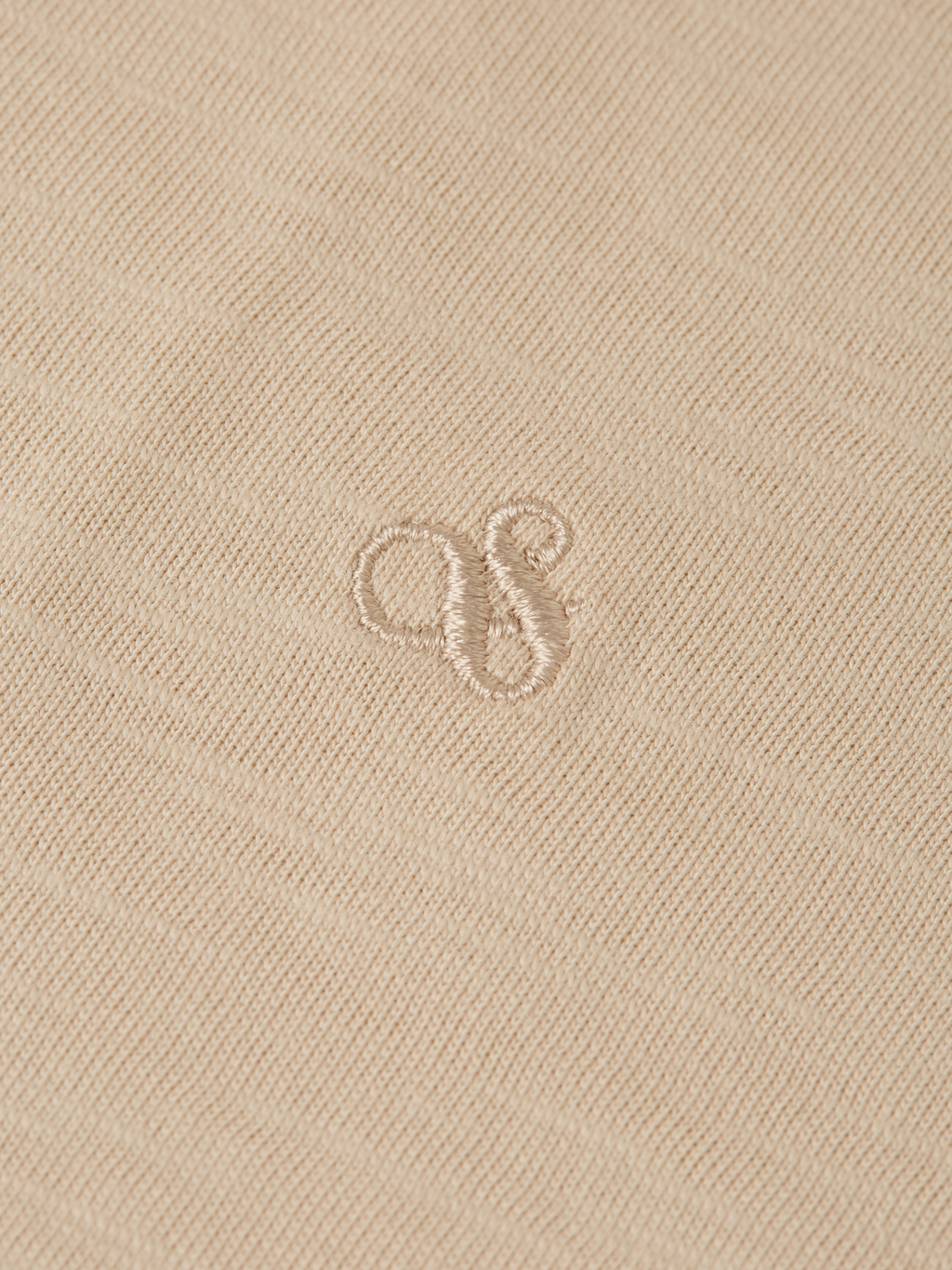 Ampersand embroidery V-neck T-shirt