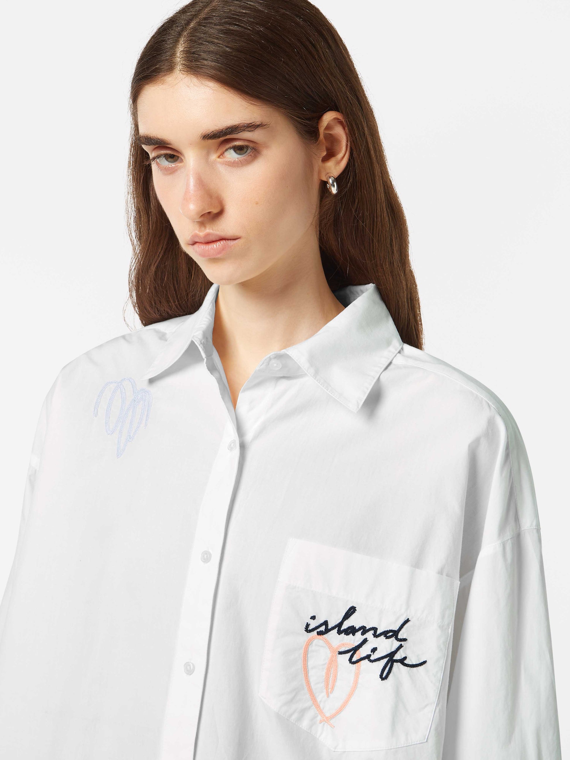 Embroidered poplin shirt