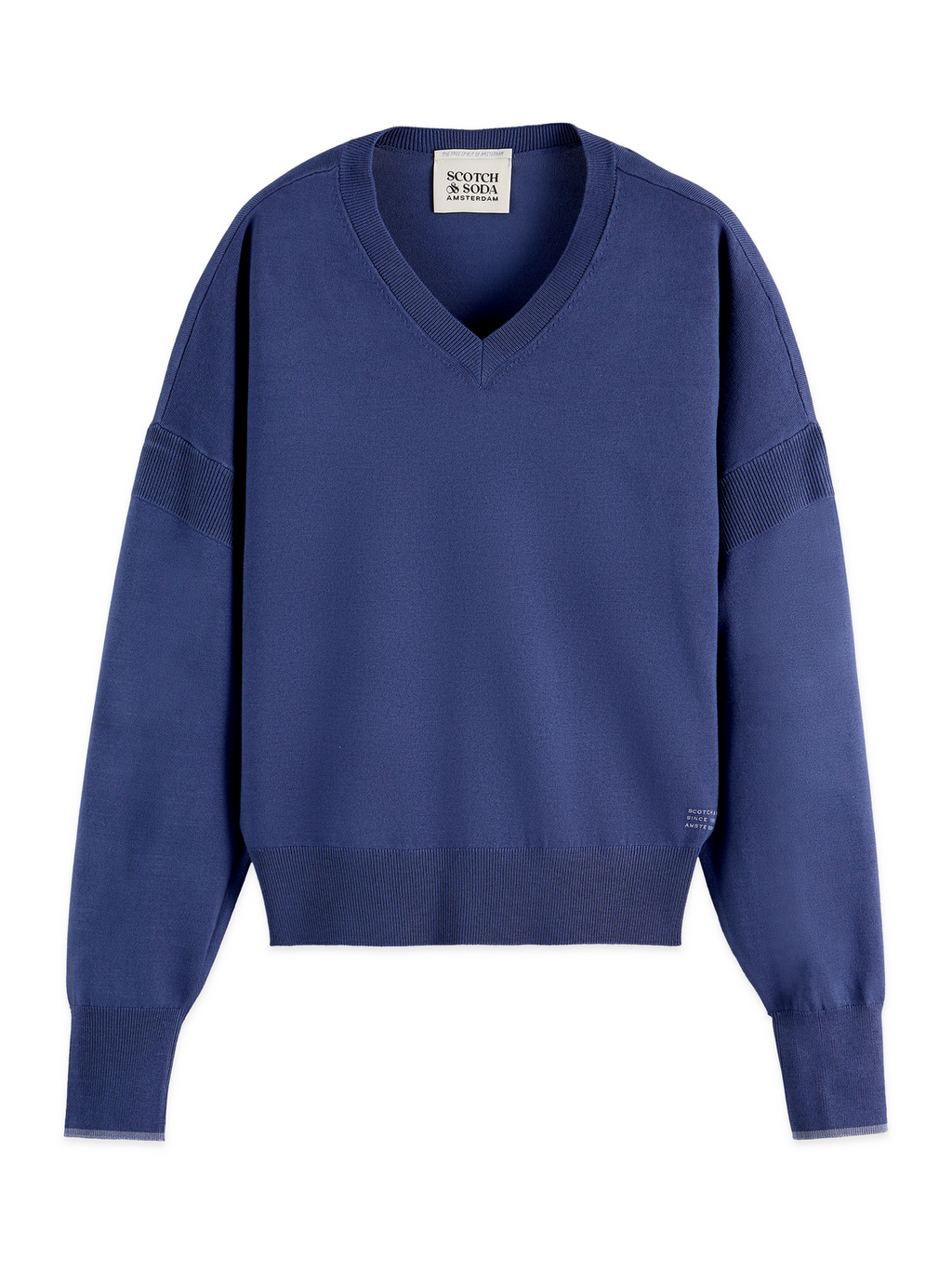 V-neck relaxed pullover