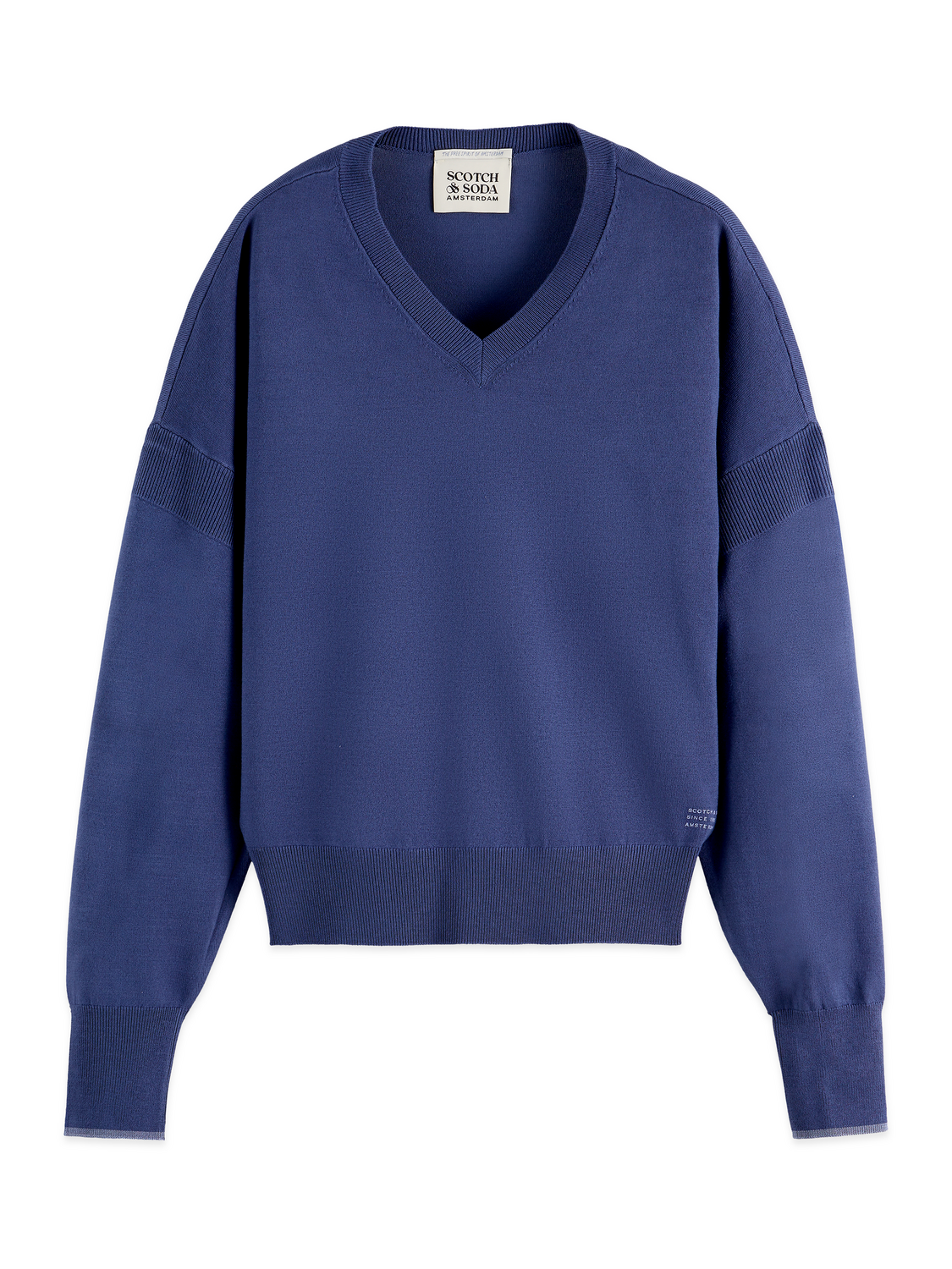 V-neck relaxed pullover