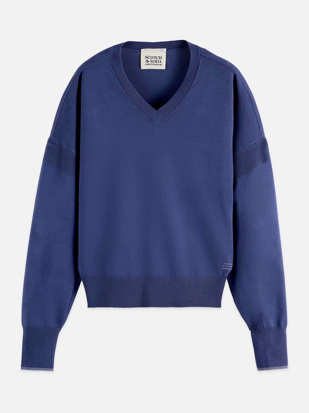 V-neck relaxed pullover