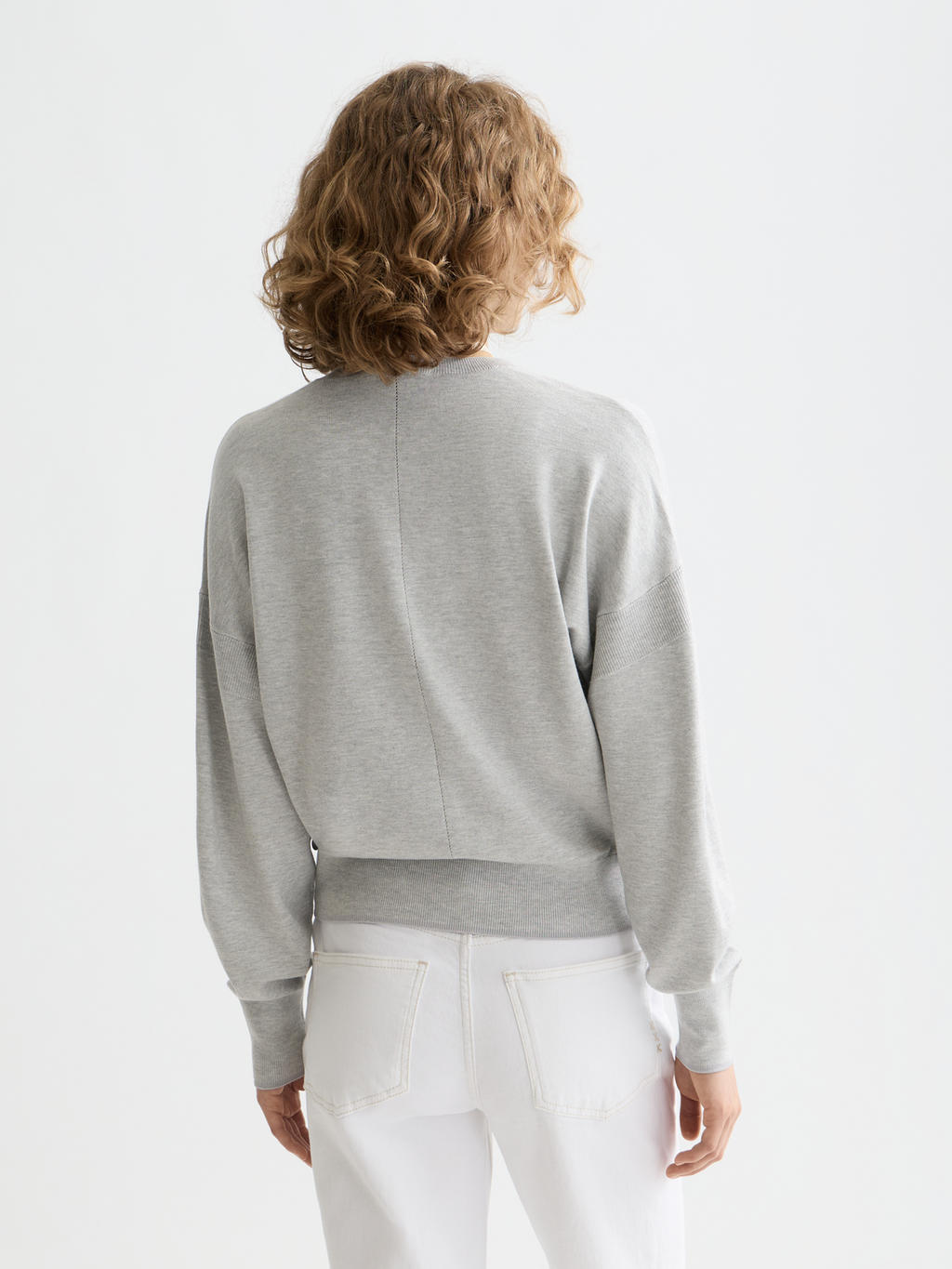 Essentials V-NECK RELAXED PULLOVER
