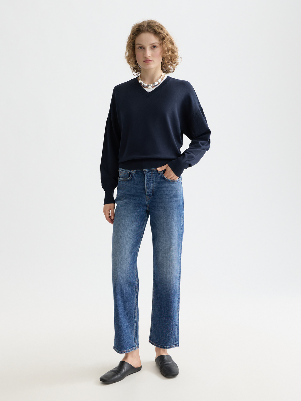 Essentials V-NECK RELAXED PULLOVER - NIGHT