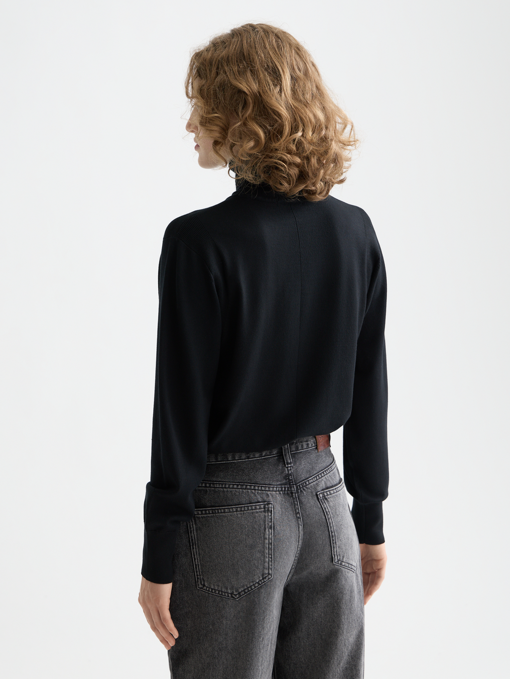 Essentials Roll Neck Pullover - BLACK