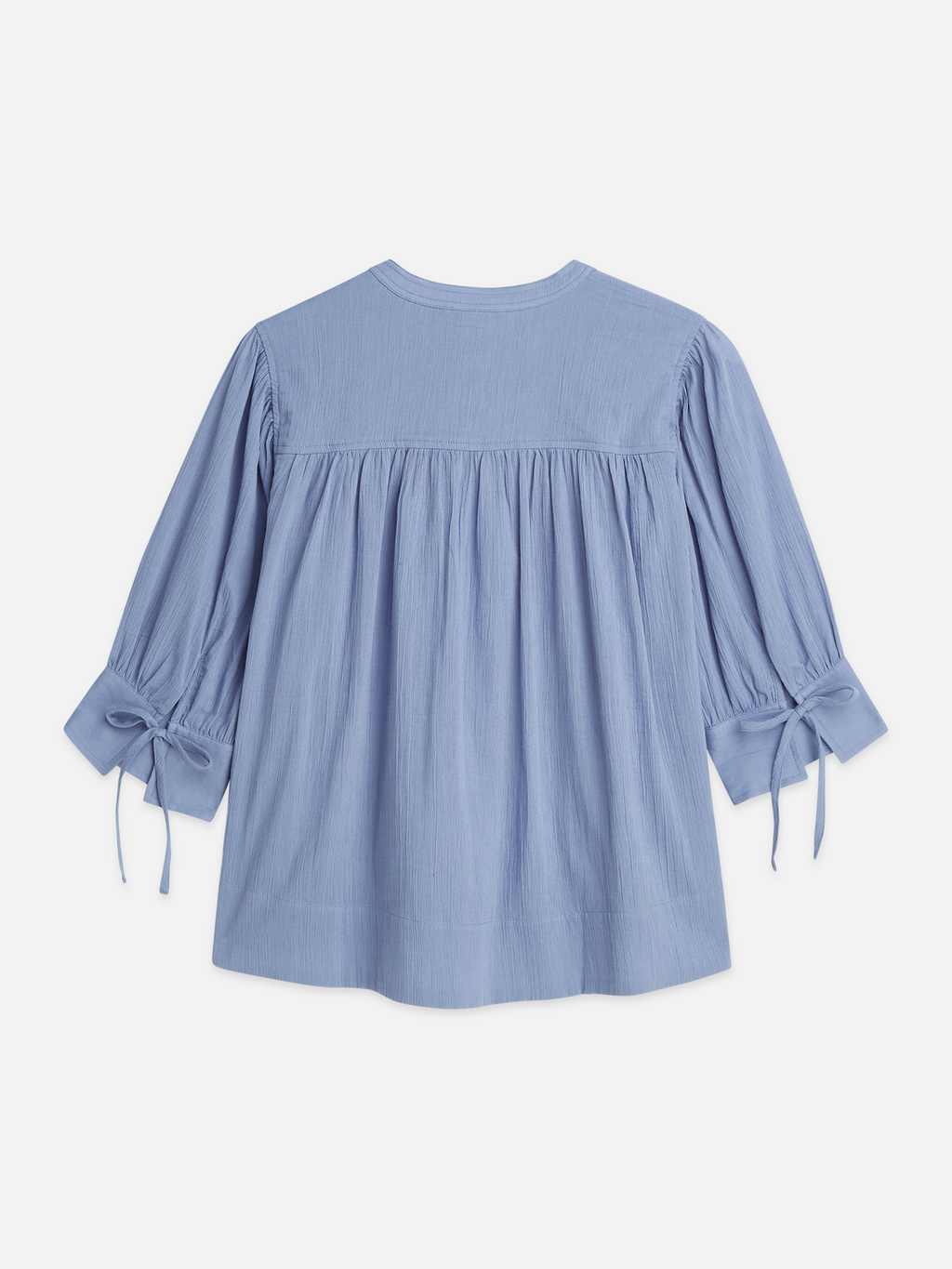 Relaxed blouse with gathers