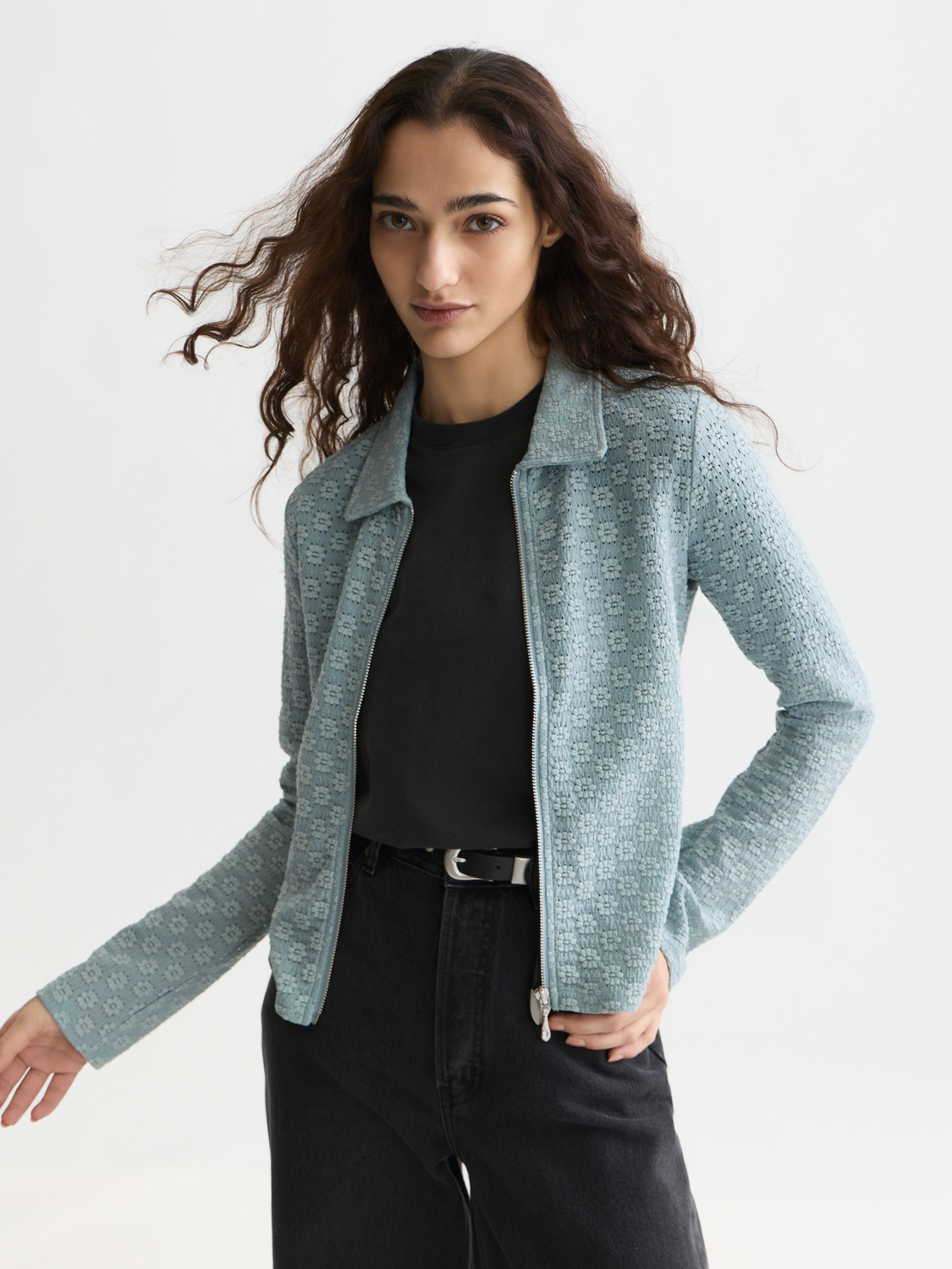 Open structure zip-up long sleeve top