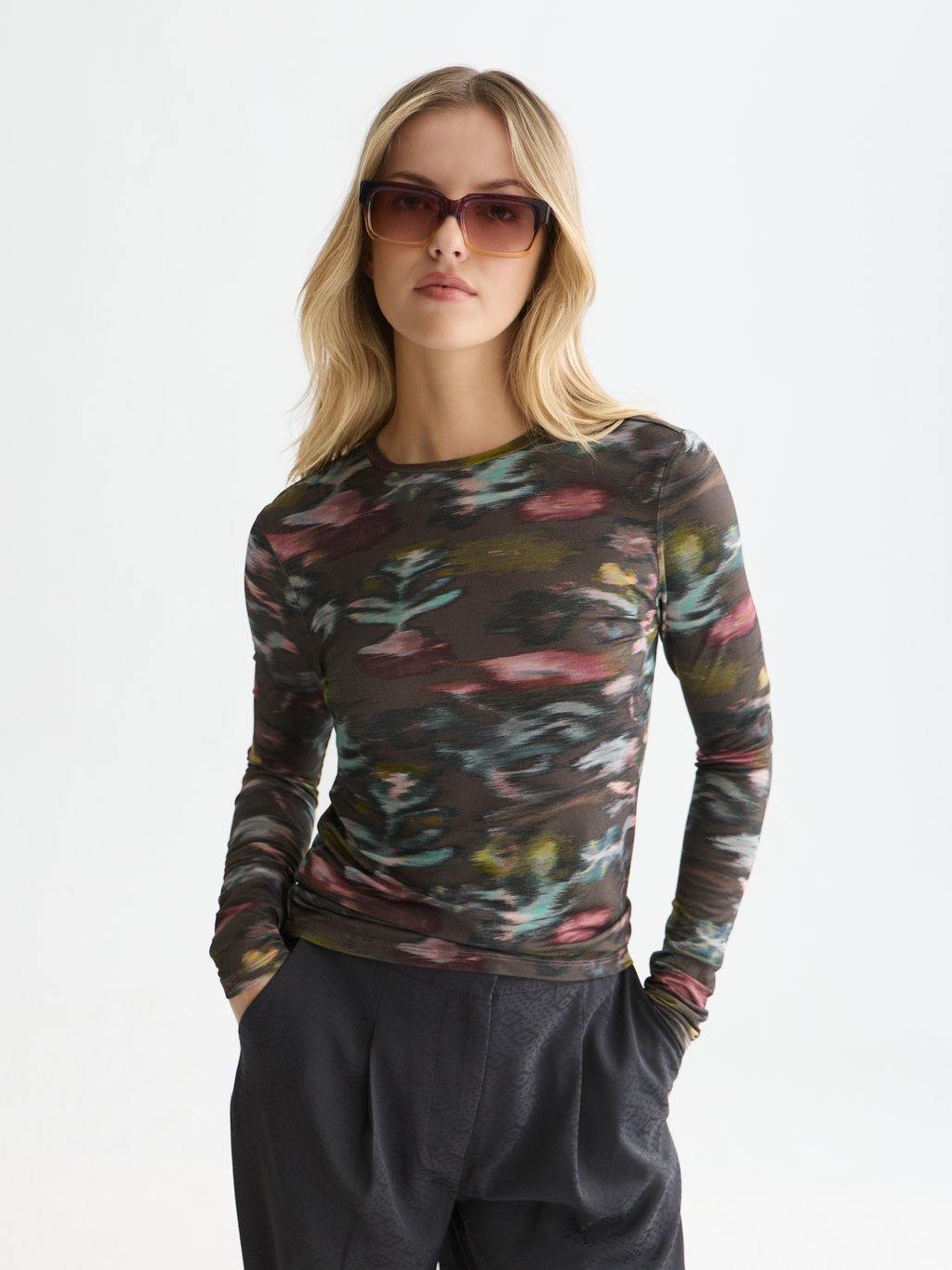 Printed long sleeve top