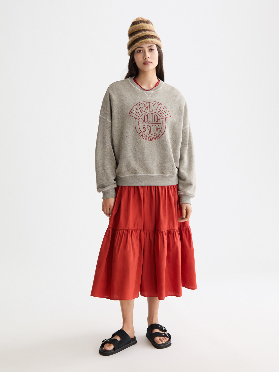oversized graphic sweatshirt