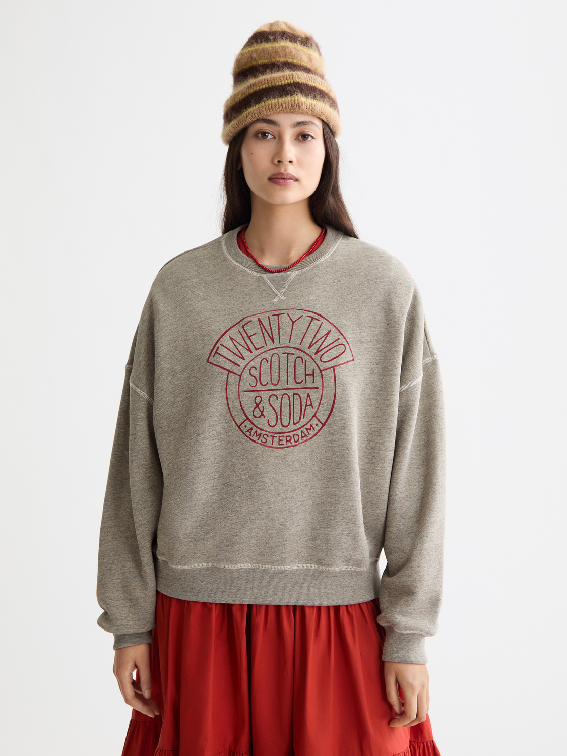 oversized graphic sweatshirt