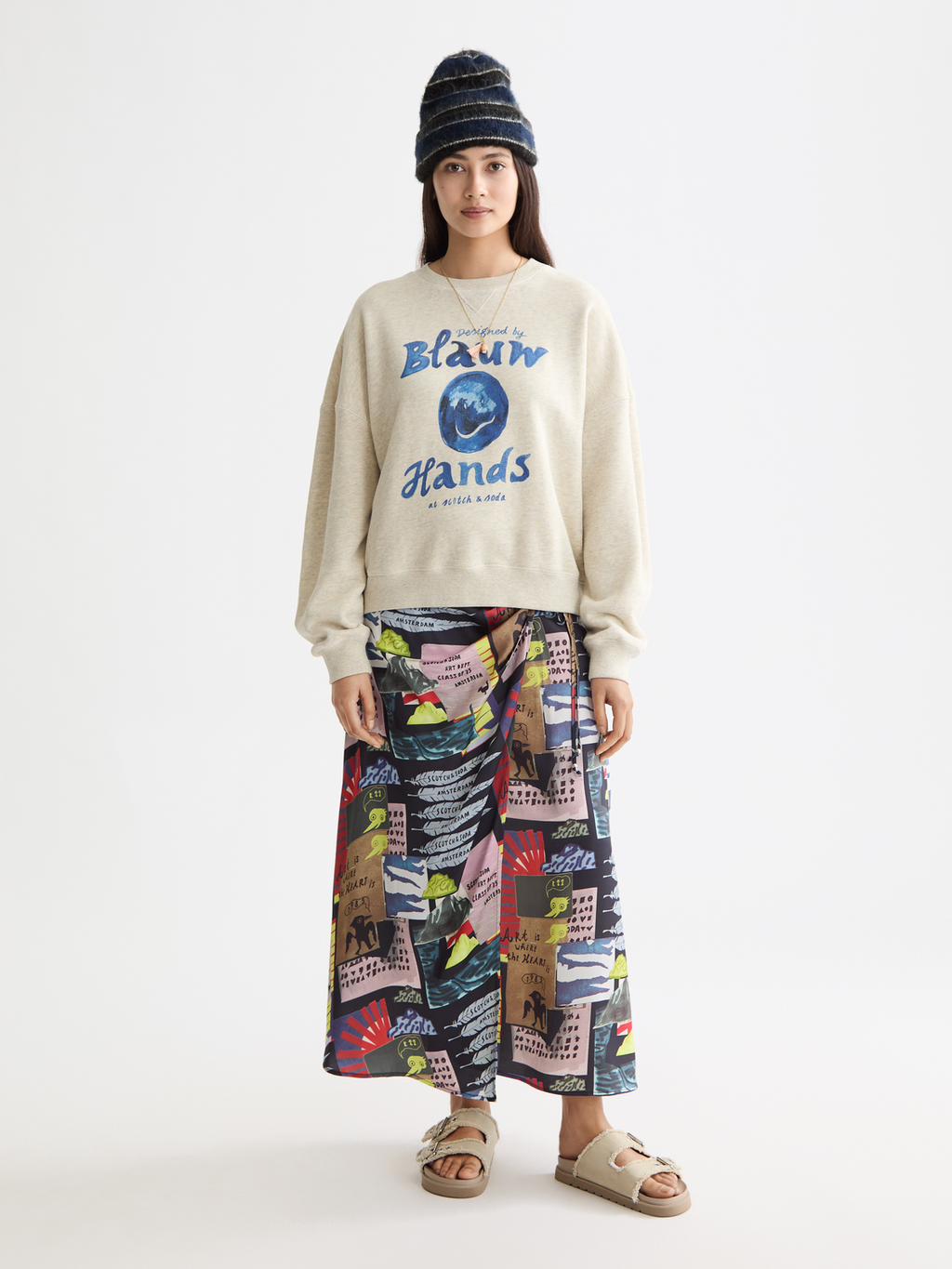 oversized graphic sweatshirt