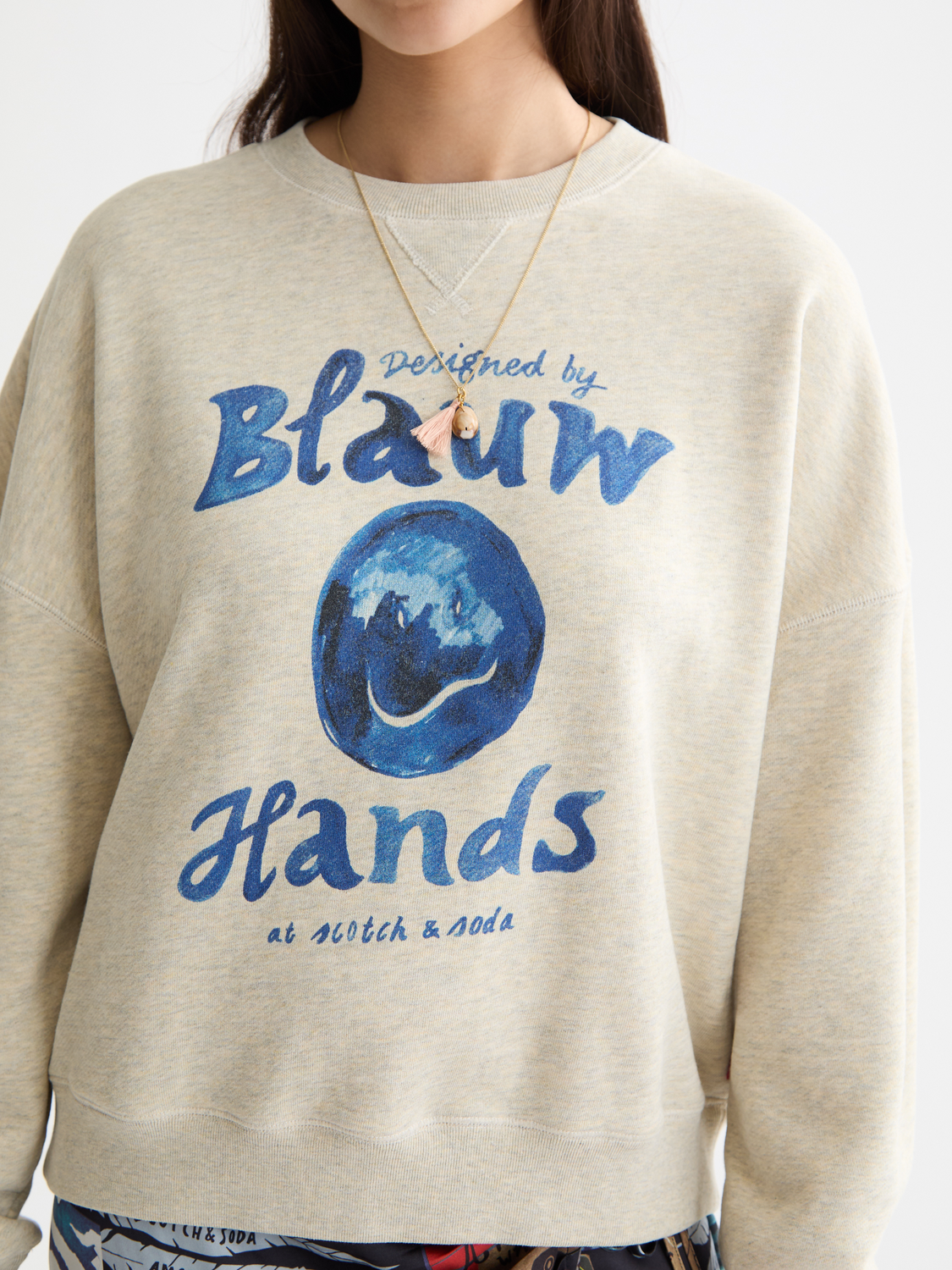 oversized graphic sweatshirt