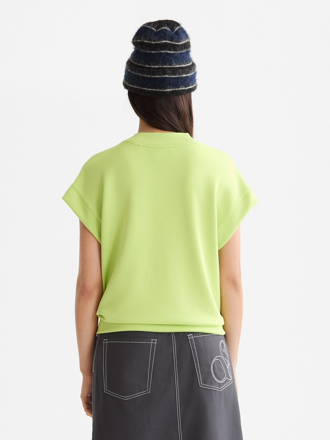V-neck sleeveless modal sweatshirt