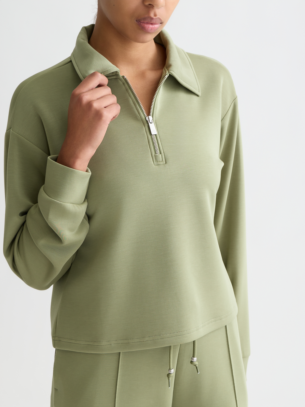 Zip-up sweatshirt