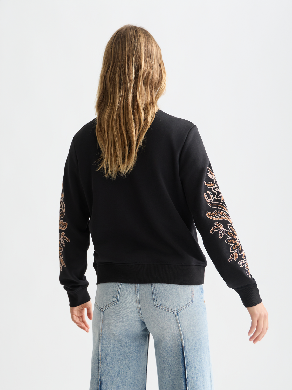Embroidered sweatshirt
