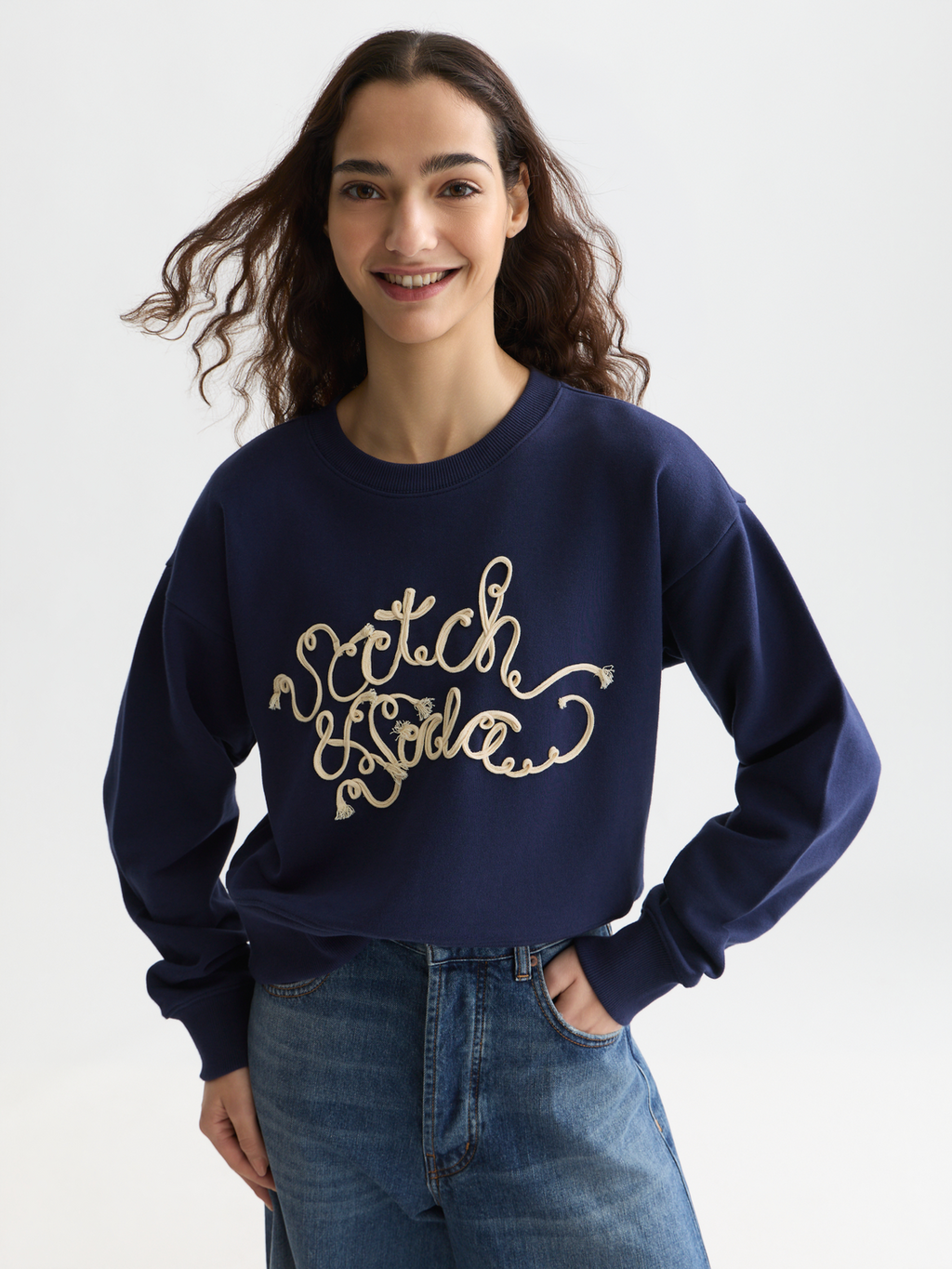 Ribbon embroidered loose sweatshirt