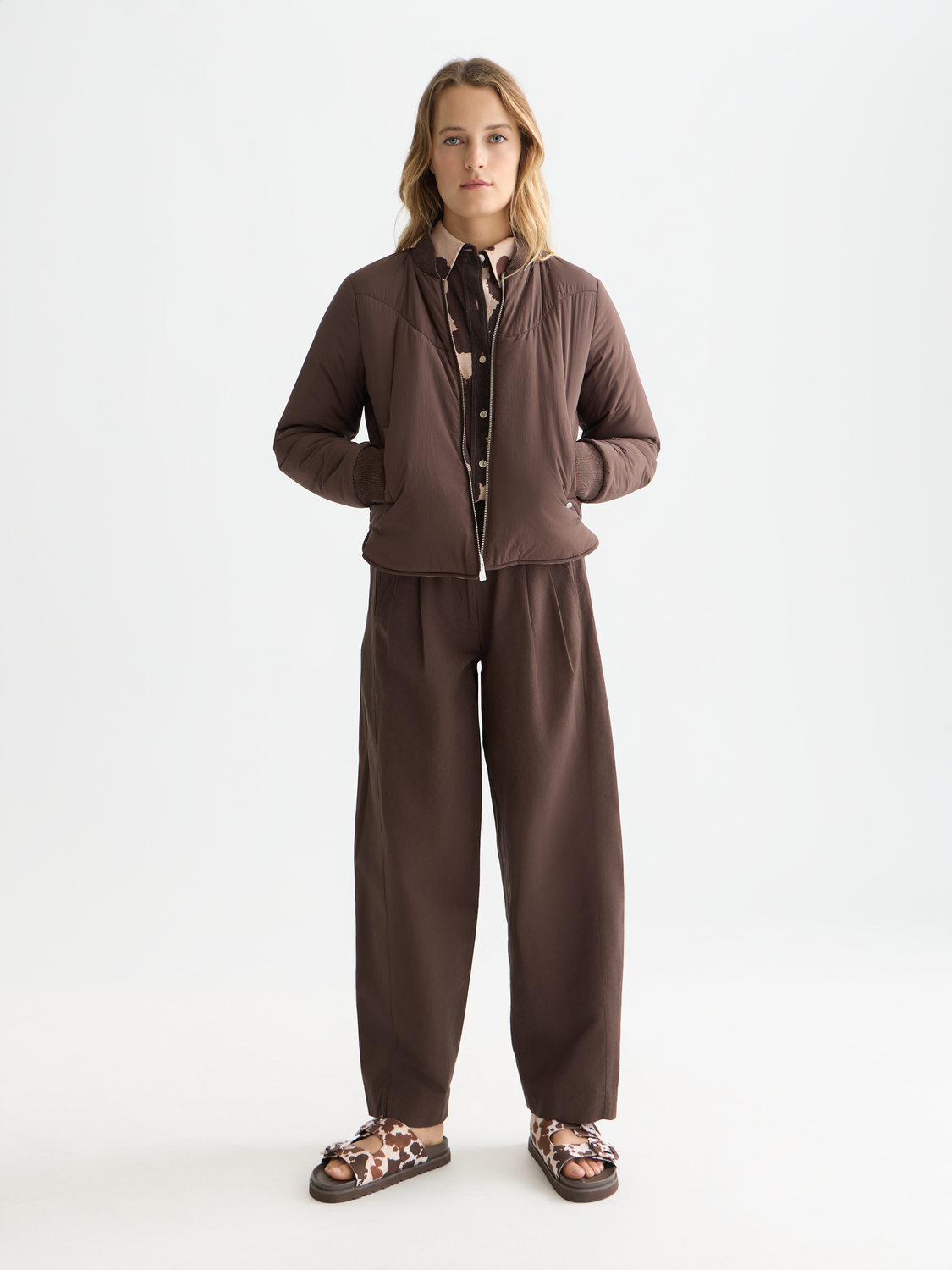 Reversible bomber jacket