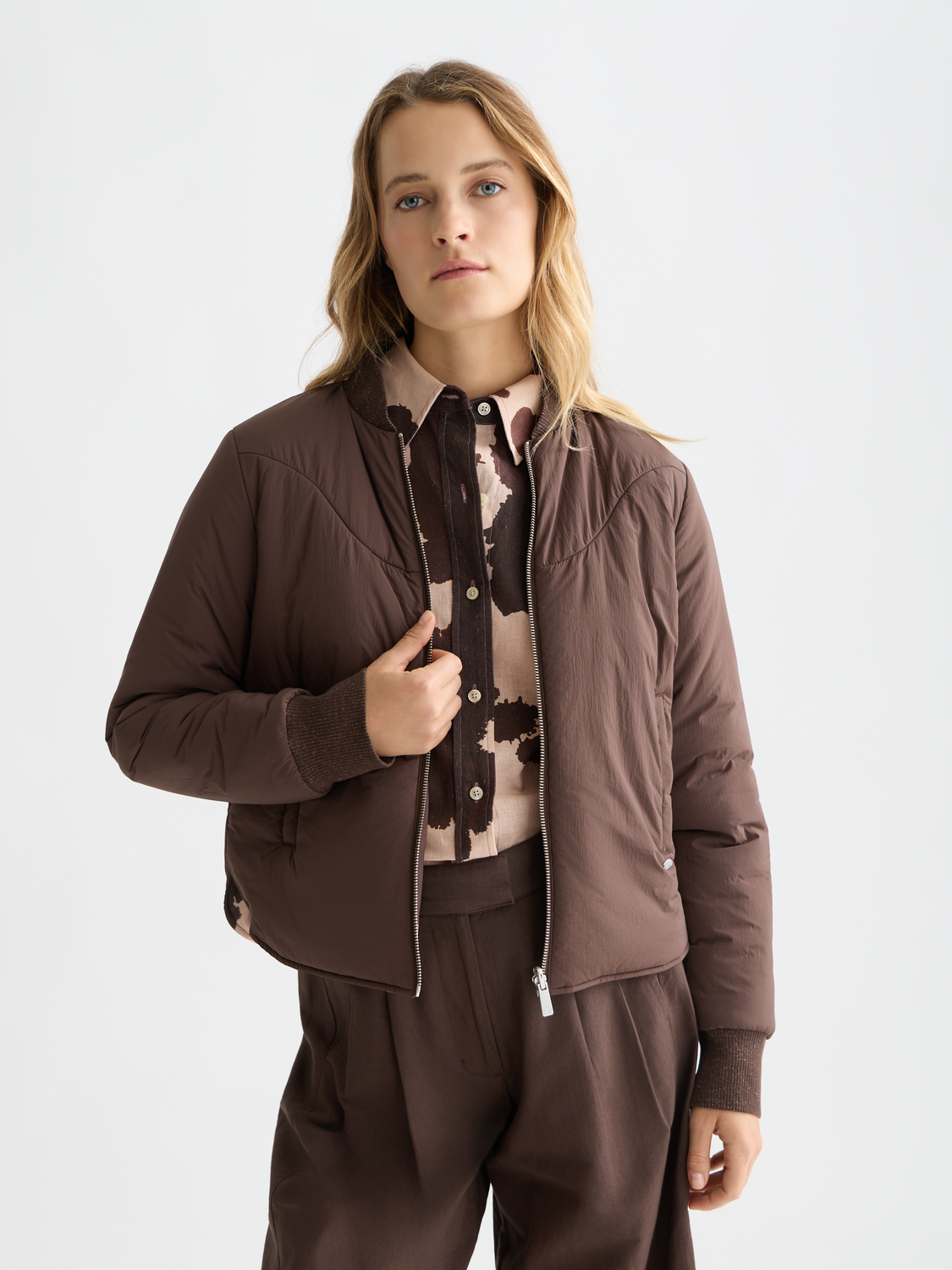 Reversible bomber jacket