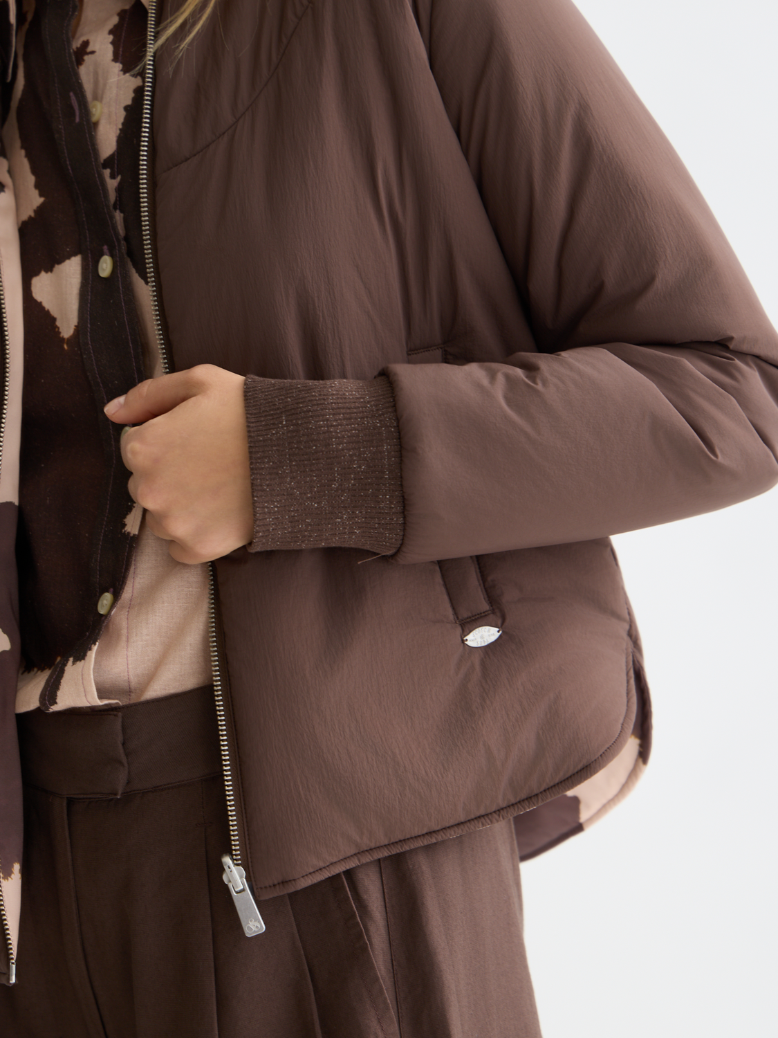 Reversible bomber jacket