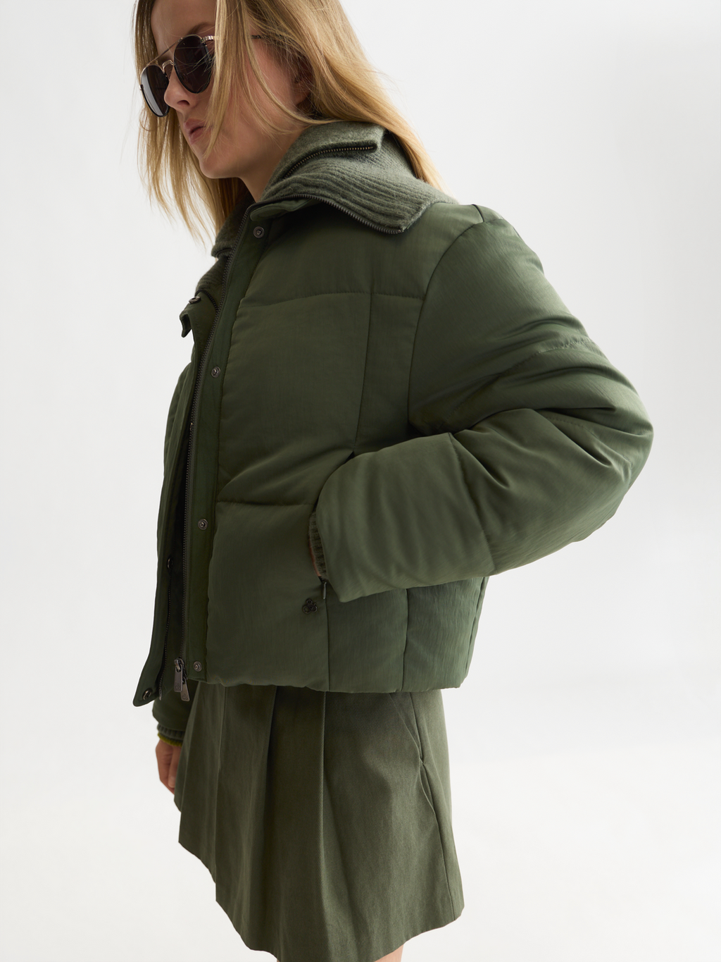Rib Collar Short Nylon Puffer Jacket