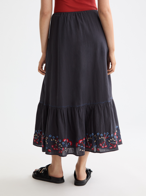 Embroidered maxi skirt