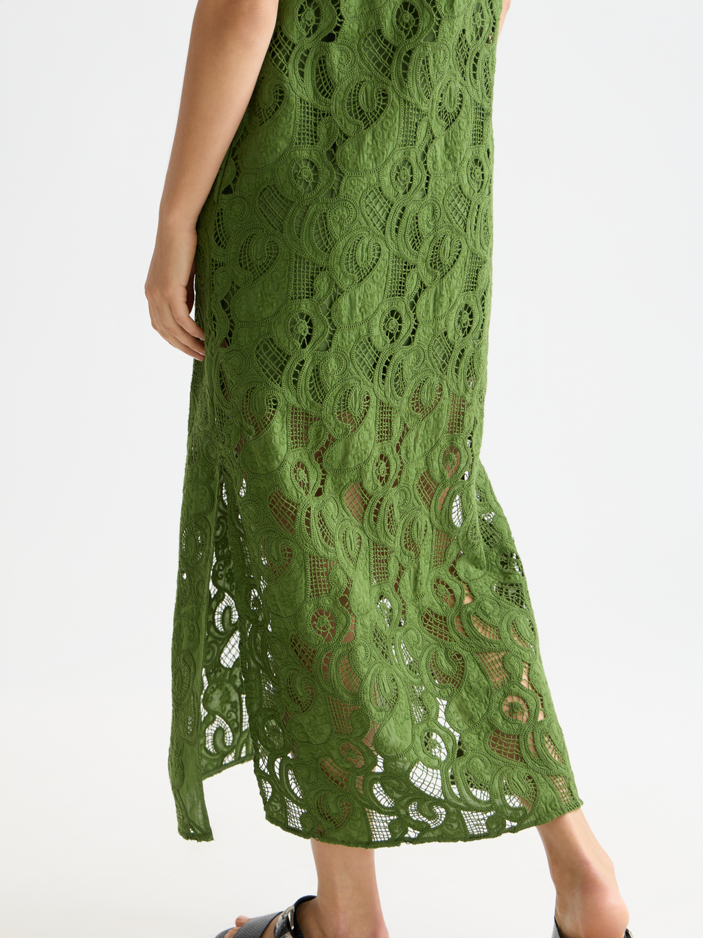 Embroidery midi dress
