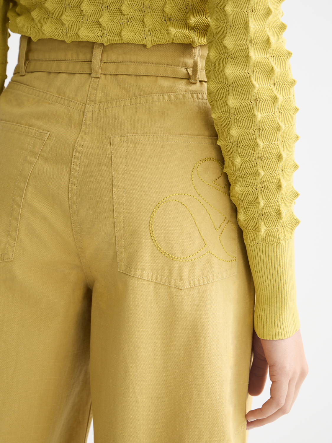 Lotus barrel leg seam detail pant