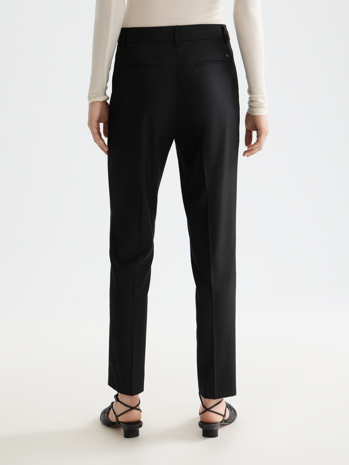 Essentials LOWRY PANT - BLACK