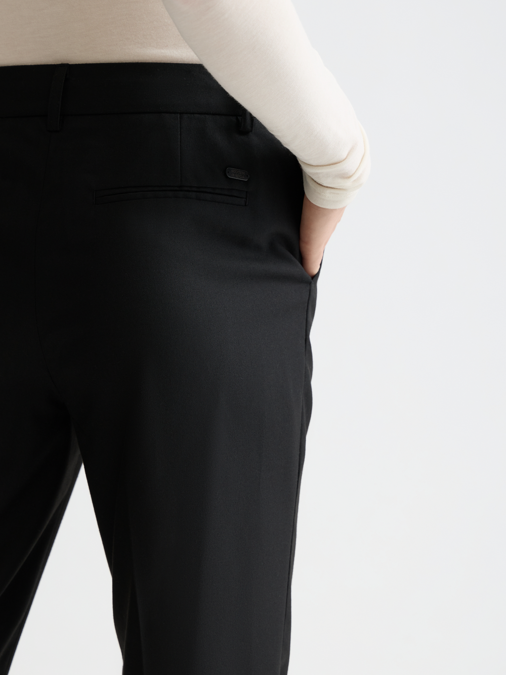 Essentials LOWRY PANT - BLACK