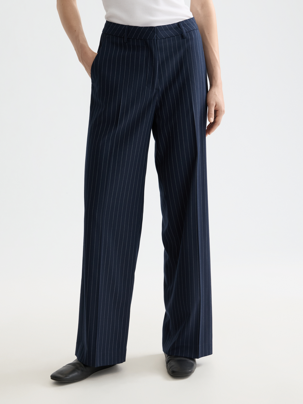 Essentials EDIE PANT - NIGHT BLUE PINSTRIPE