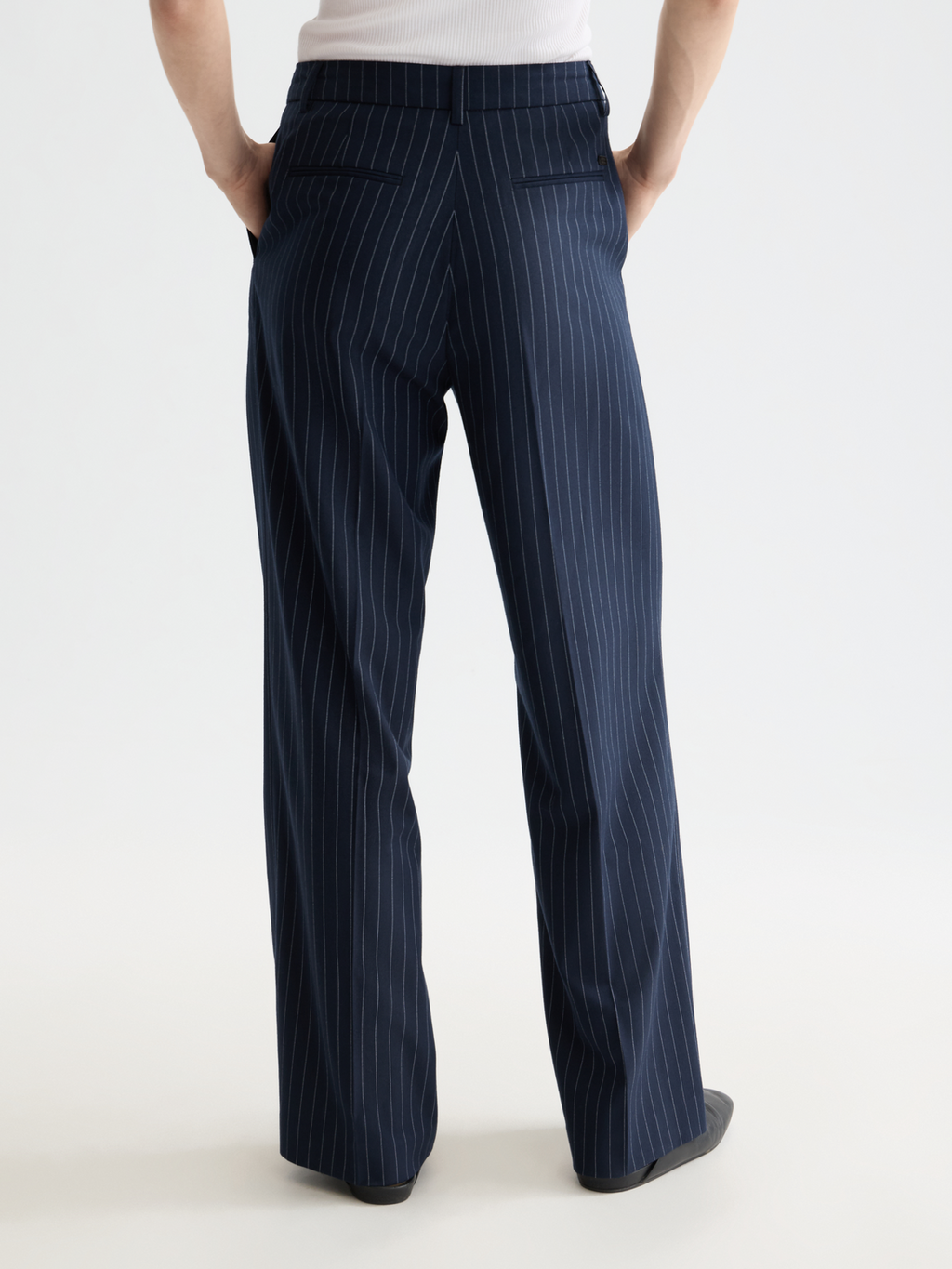 Essentials EDIE PANT - NIGHT BLUE PINSTRIPE
